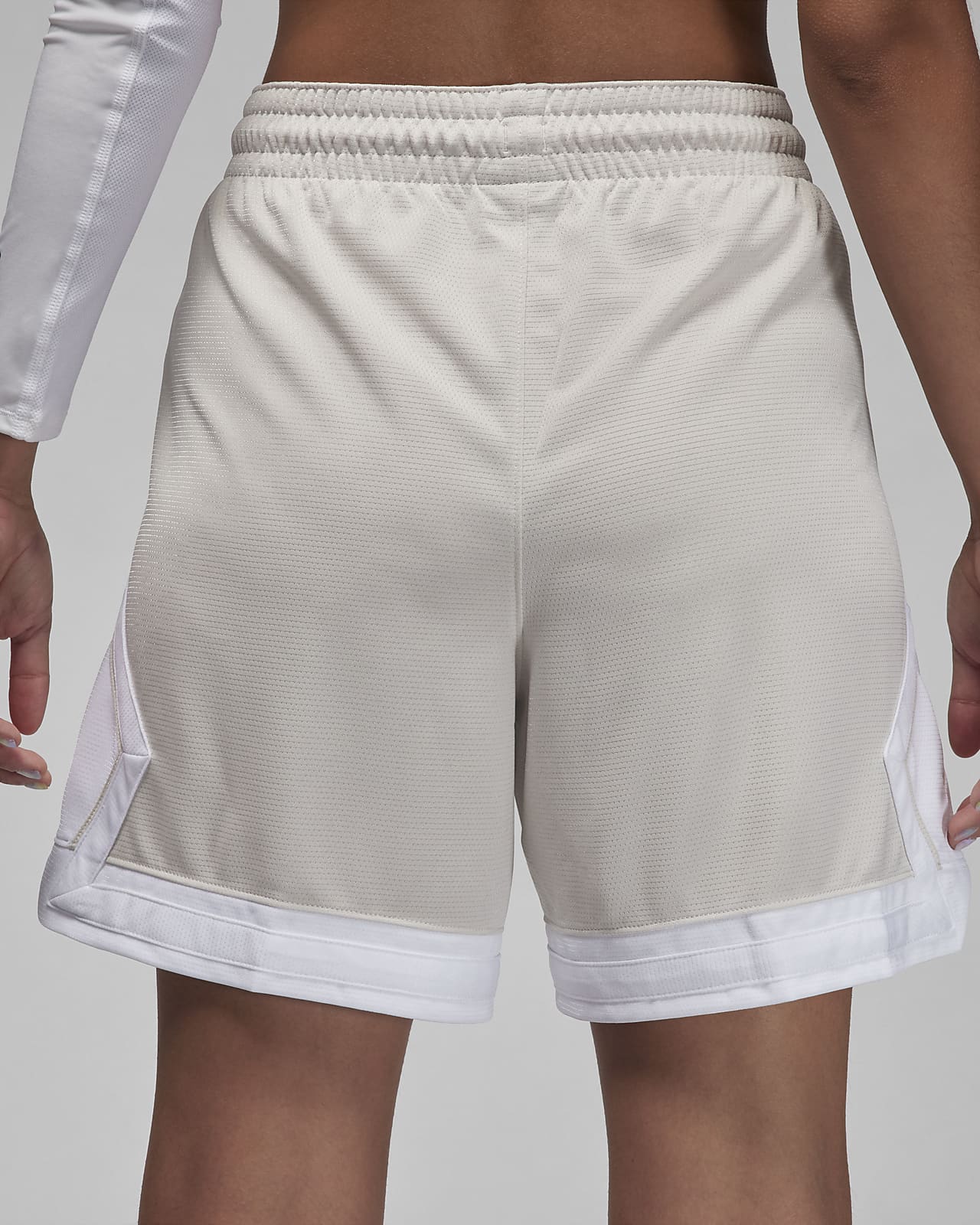 Short basket deals femme nike jordan