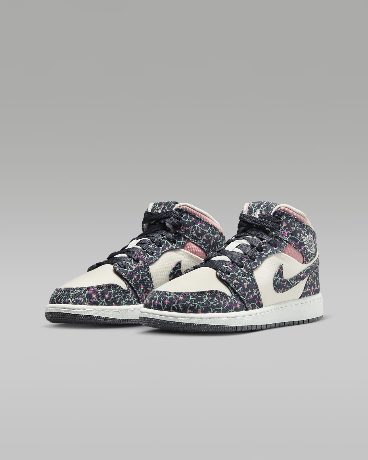 Air Jordan 1 Mid SE Older Kids' Shoes. Nike CA