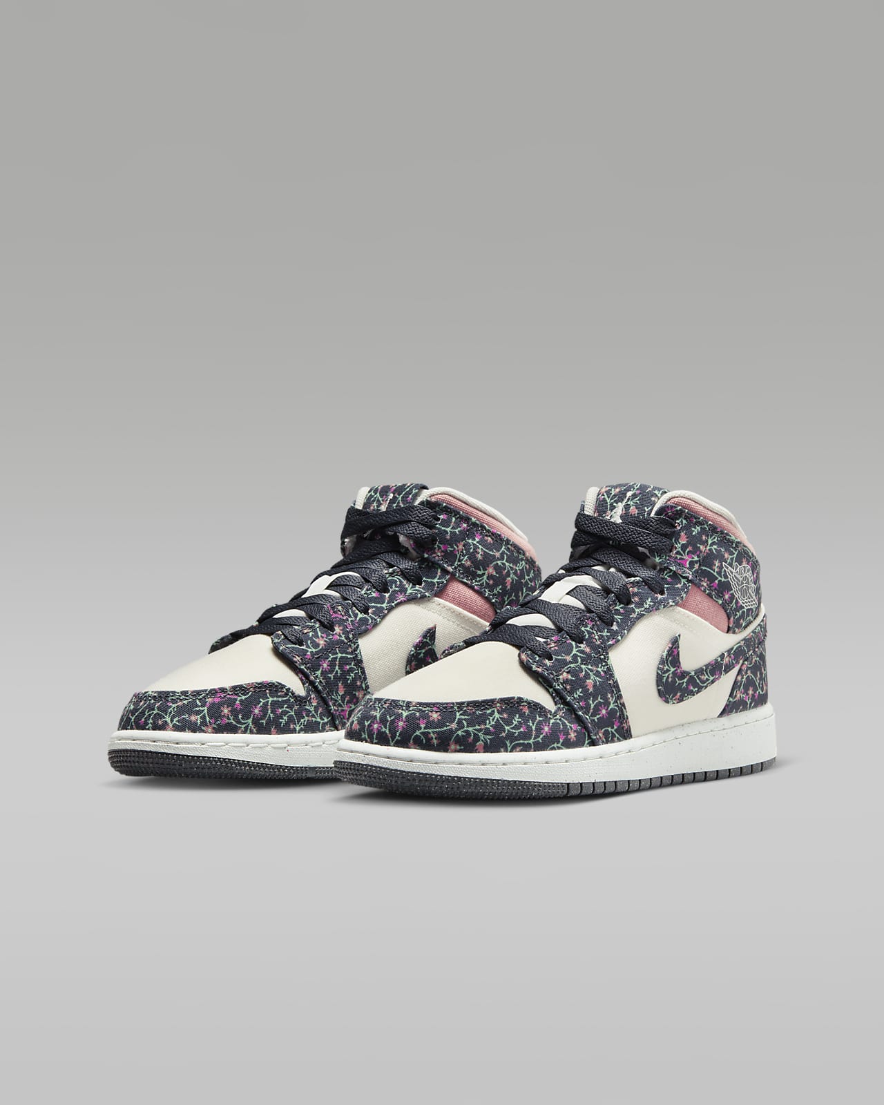 Air jordan sales 1 mid shoes