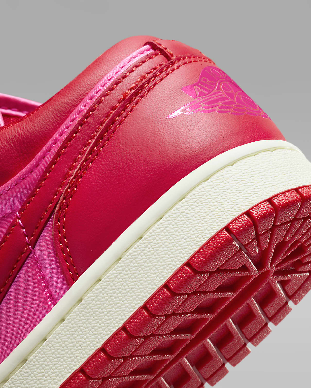 Air jordan 2025 1 se pink