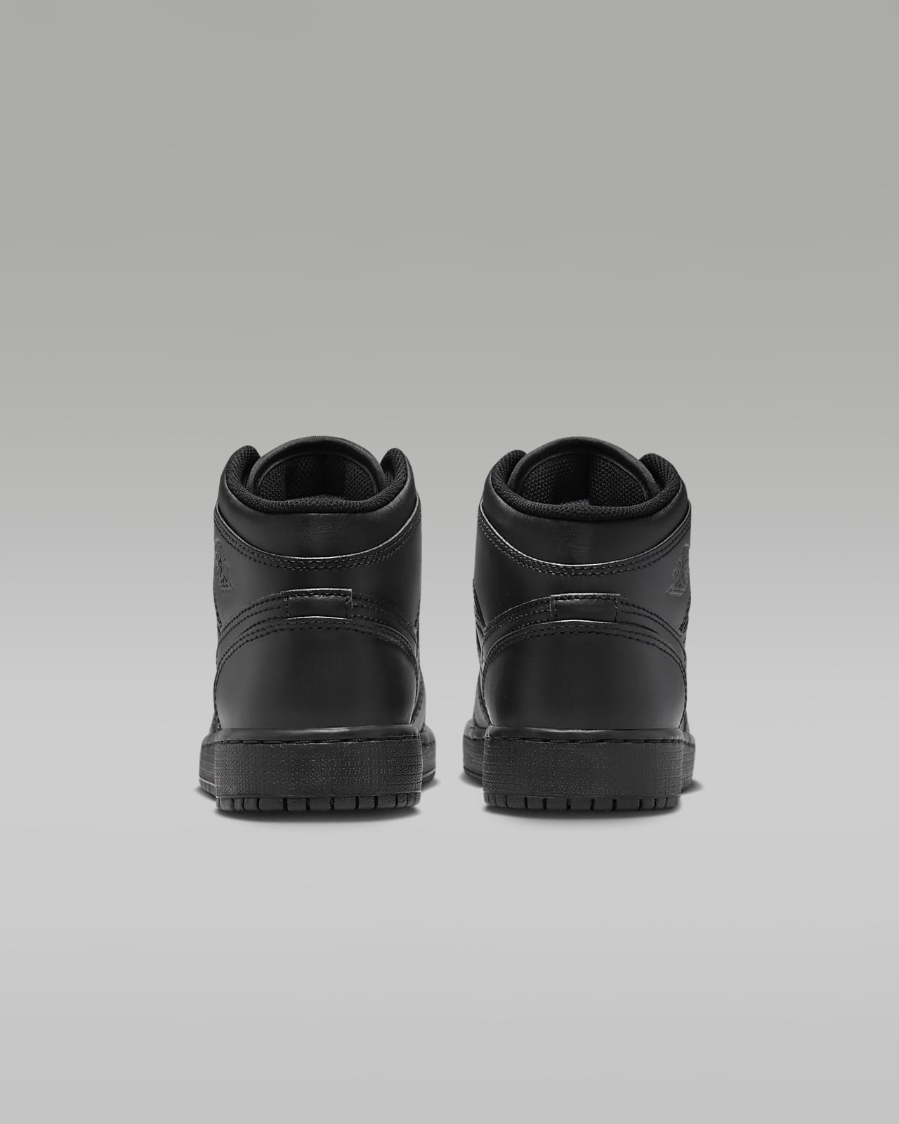 Jordan 1 older kids hot sale