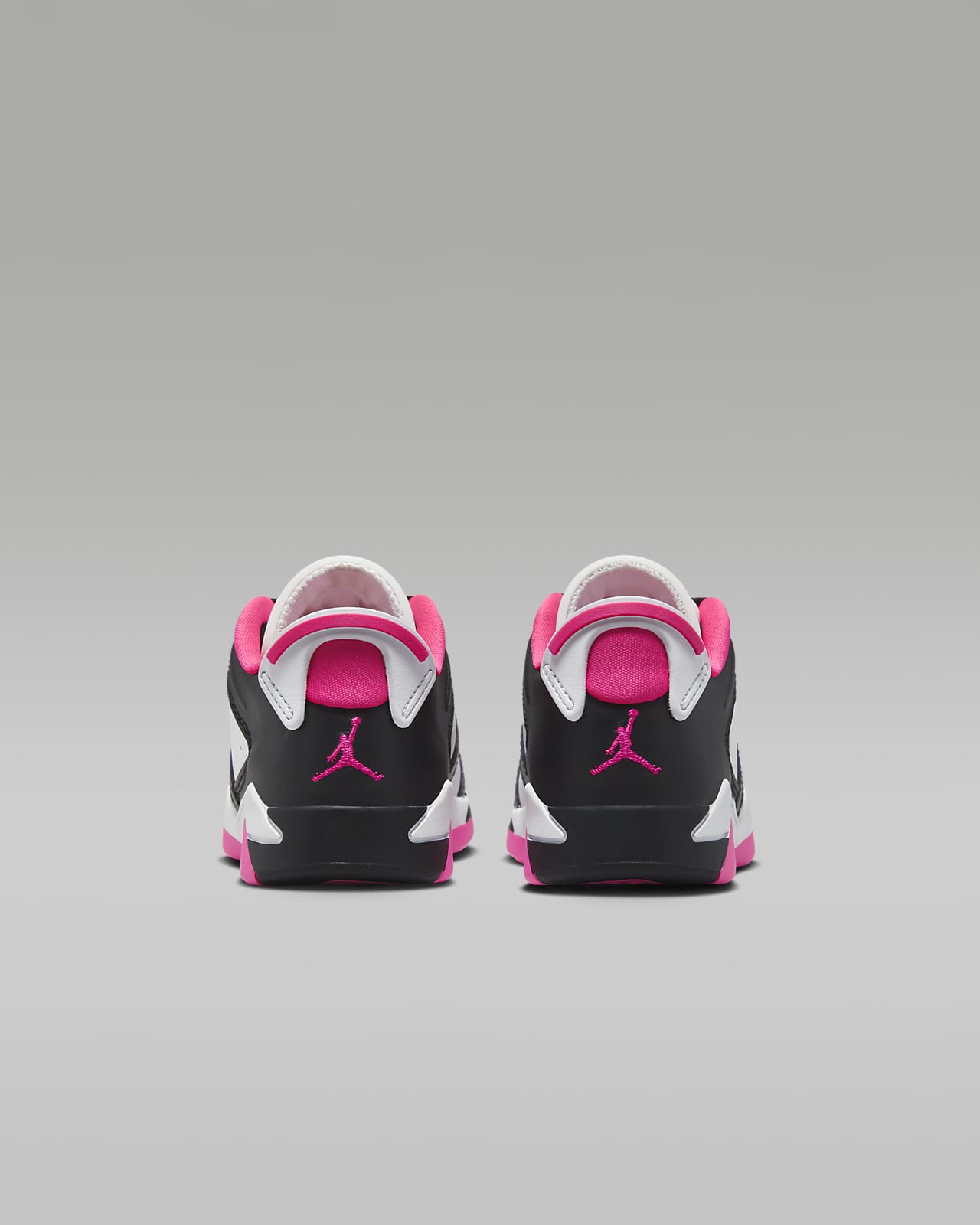 Jordan retro deals 6 multicolor