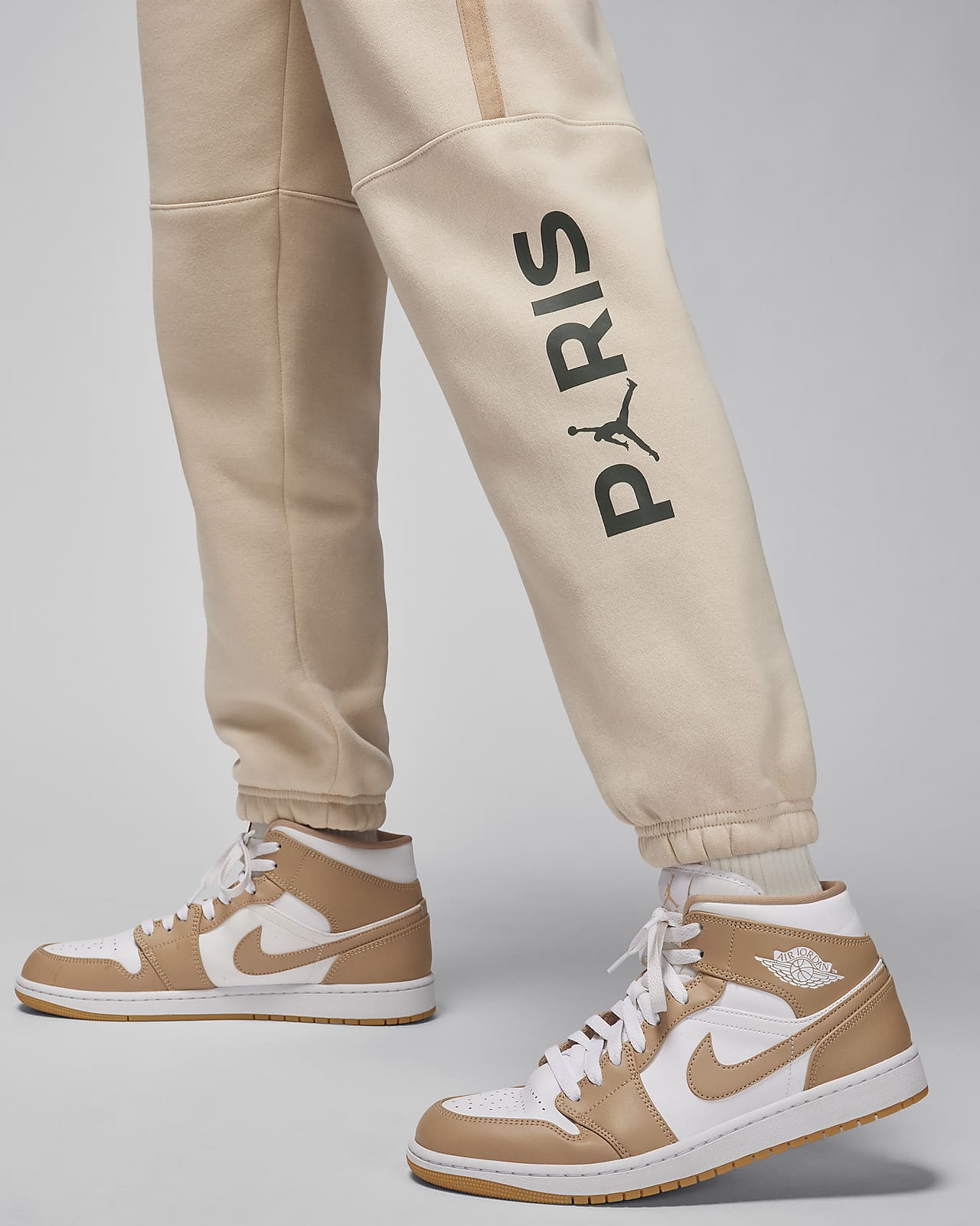 Pantaloni da calcio con grafica Jordan Paris Saint Germain Brooklyn Fleece Donna