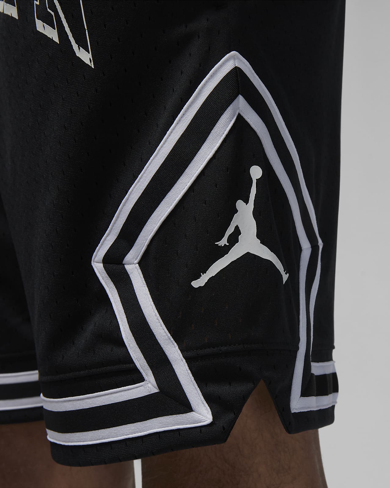 White and black jordan clearance shorts