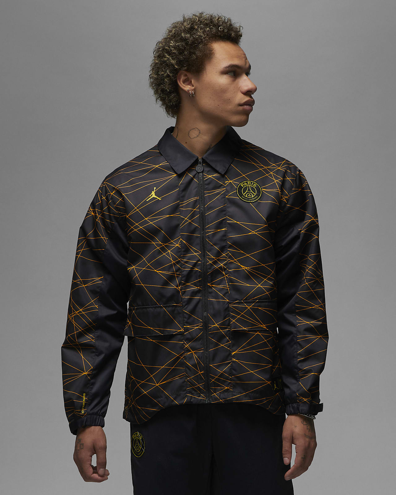 Paris Saint-Germain Men's Anthem Jacket. Nike CA