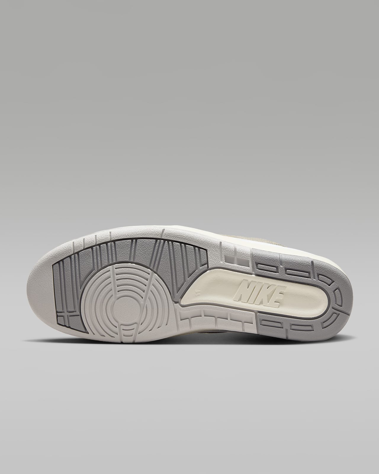 Air Jordan 2 Retro Low Men's Shoes. Nike SE
