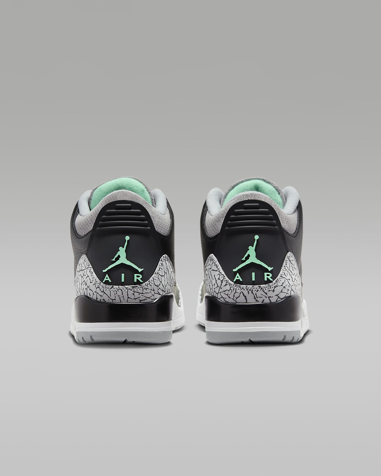 Air Jordan 3 Retro Green Glow Men's Shoes. Nike JP