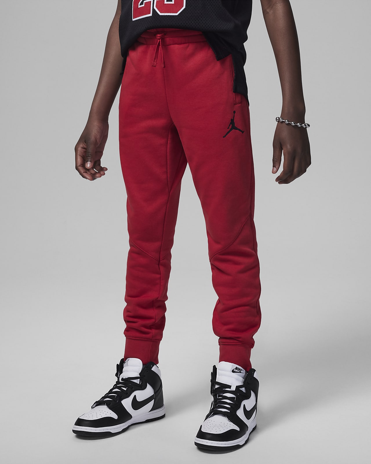 Jordan White Joggers & Sweatpants. Nike IN