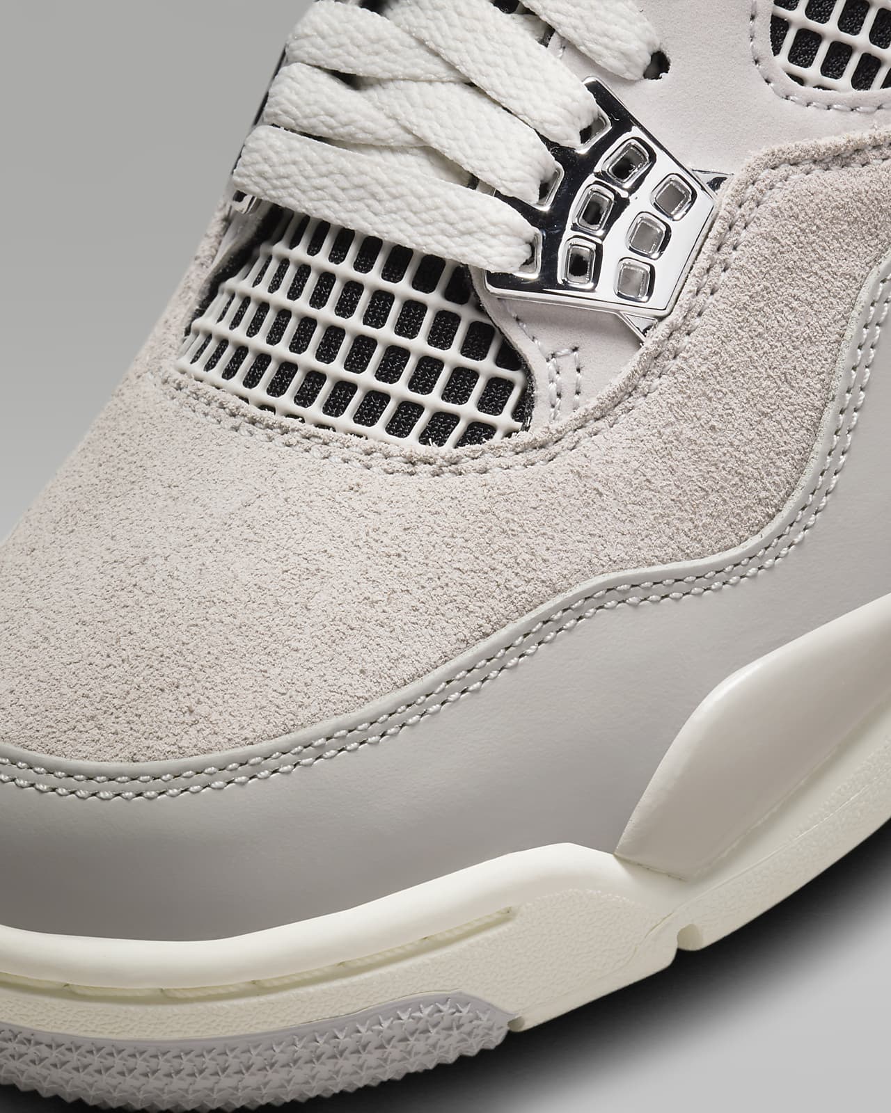 Air Jordan 4 Retro