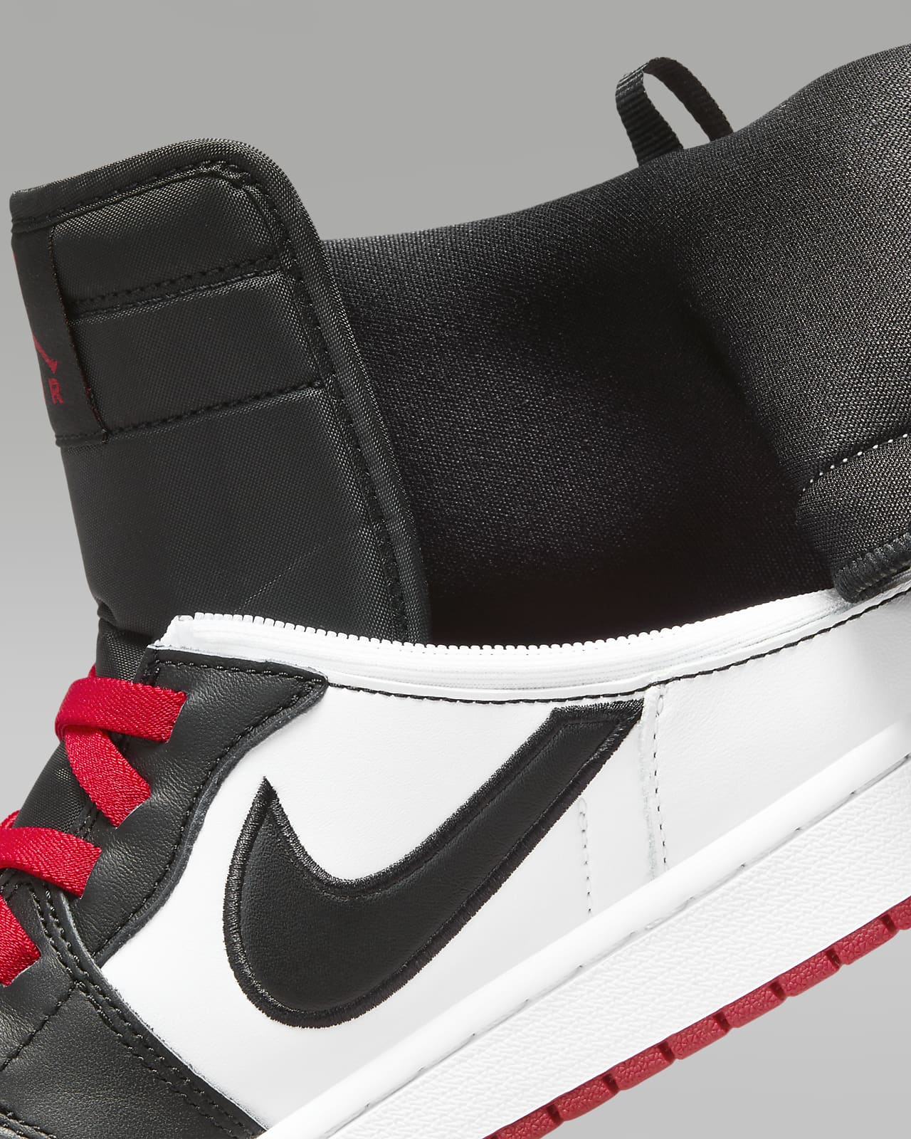 Nike Air Jordan 1 Retro High Black White | Size 13, Sneaker in Black/White