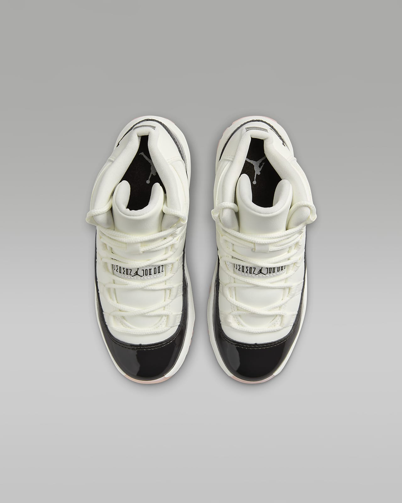 Jordan 11 Retro Younger Kids Shoes. Nike LU