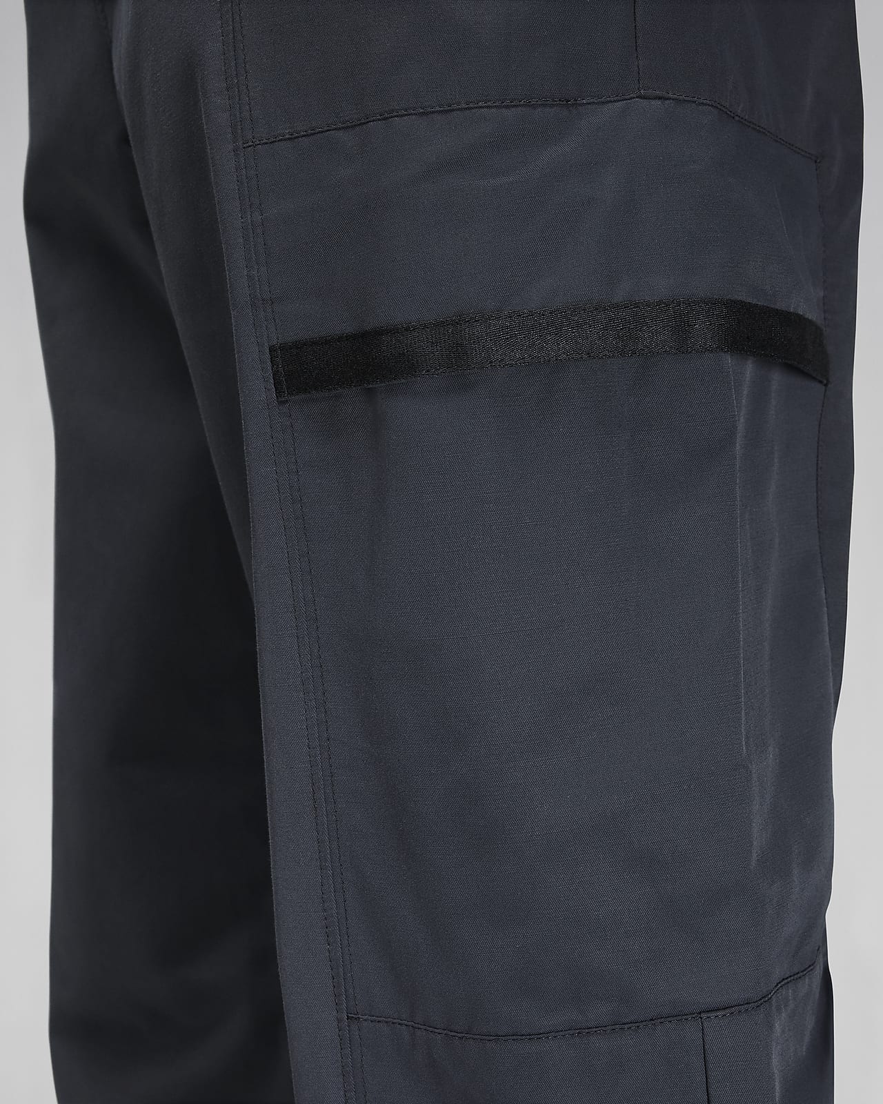 nike essential woven pants
