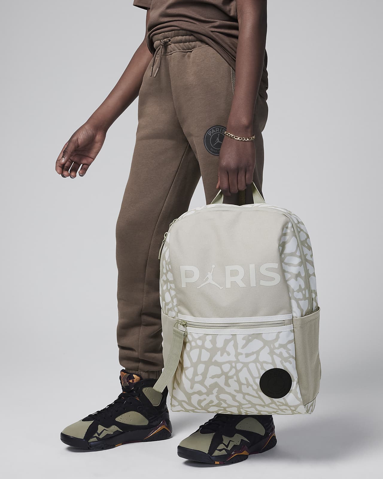 Nike Essentials Bag in Brown