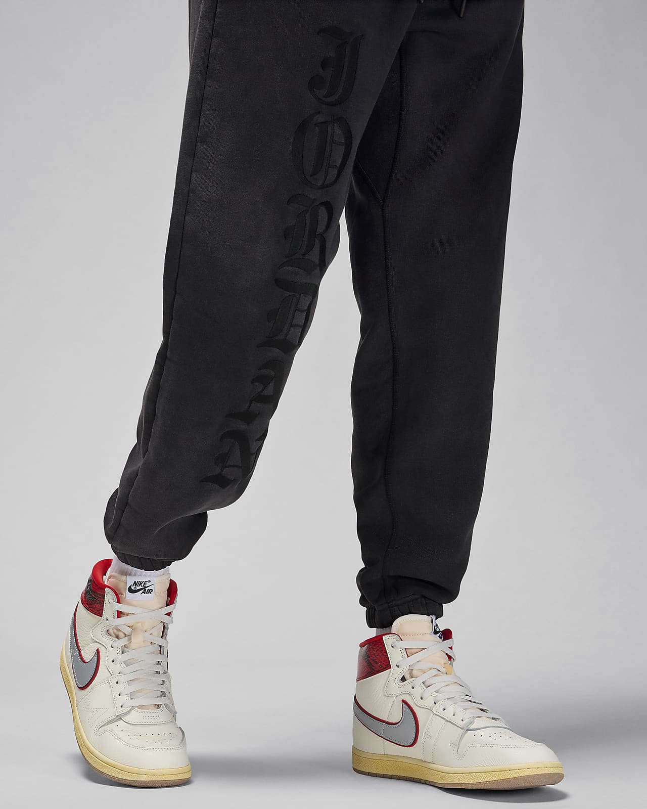 Mサイズ新品ですAwake NY Jordan Nike Airship pants パンツ