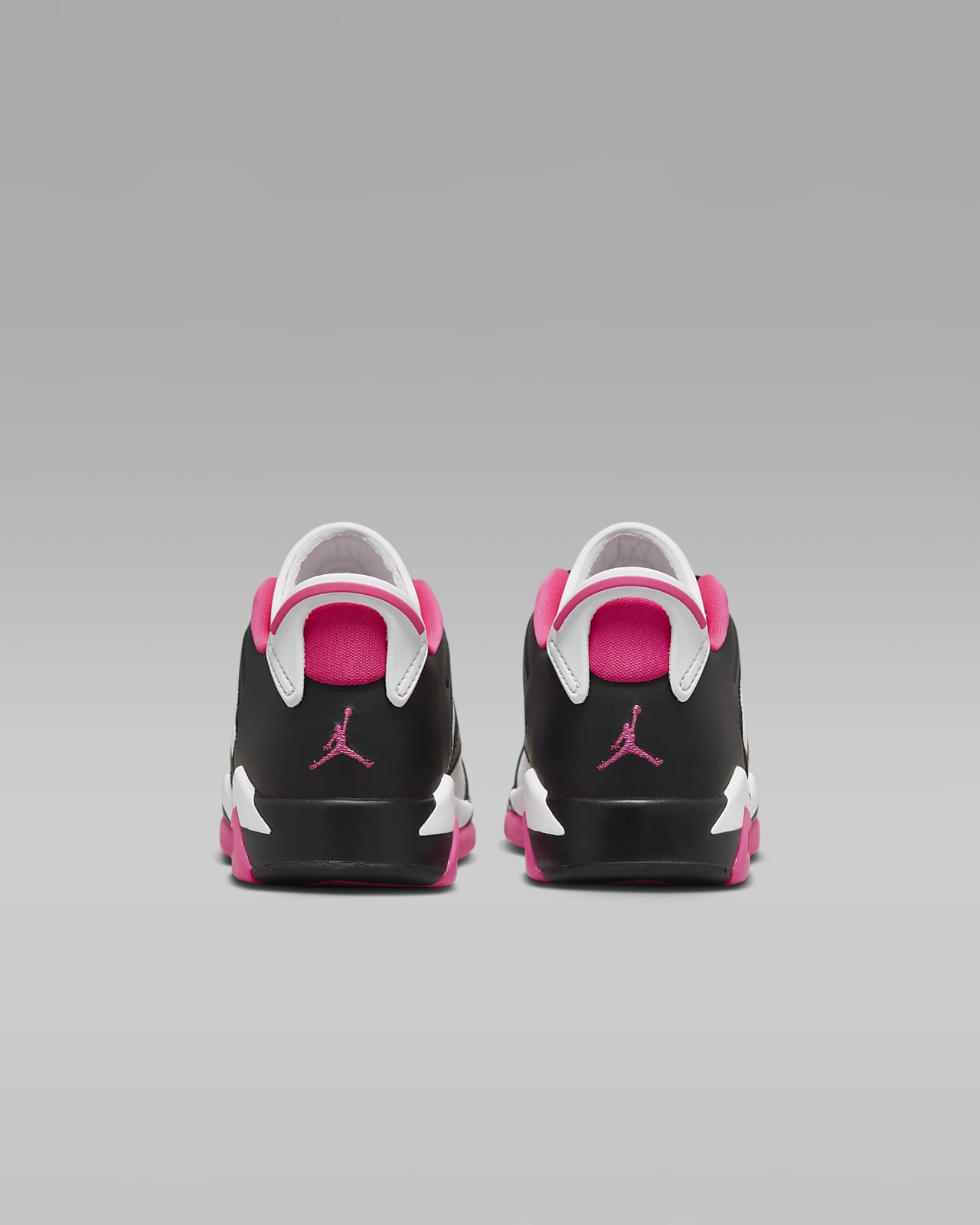 Air Jordan 6 Retro 低筒大童鞋款。Nike TW
