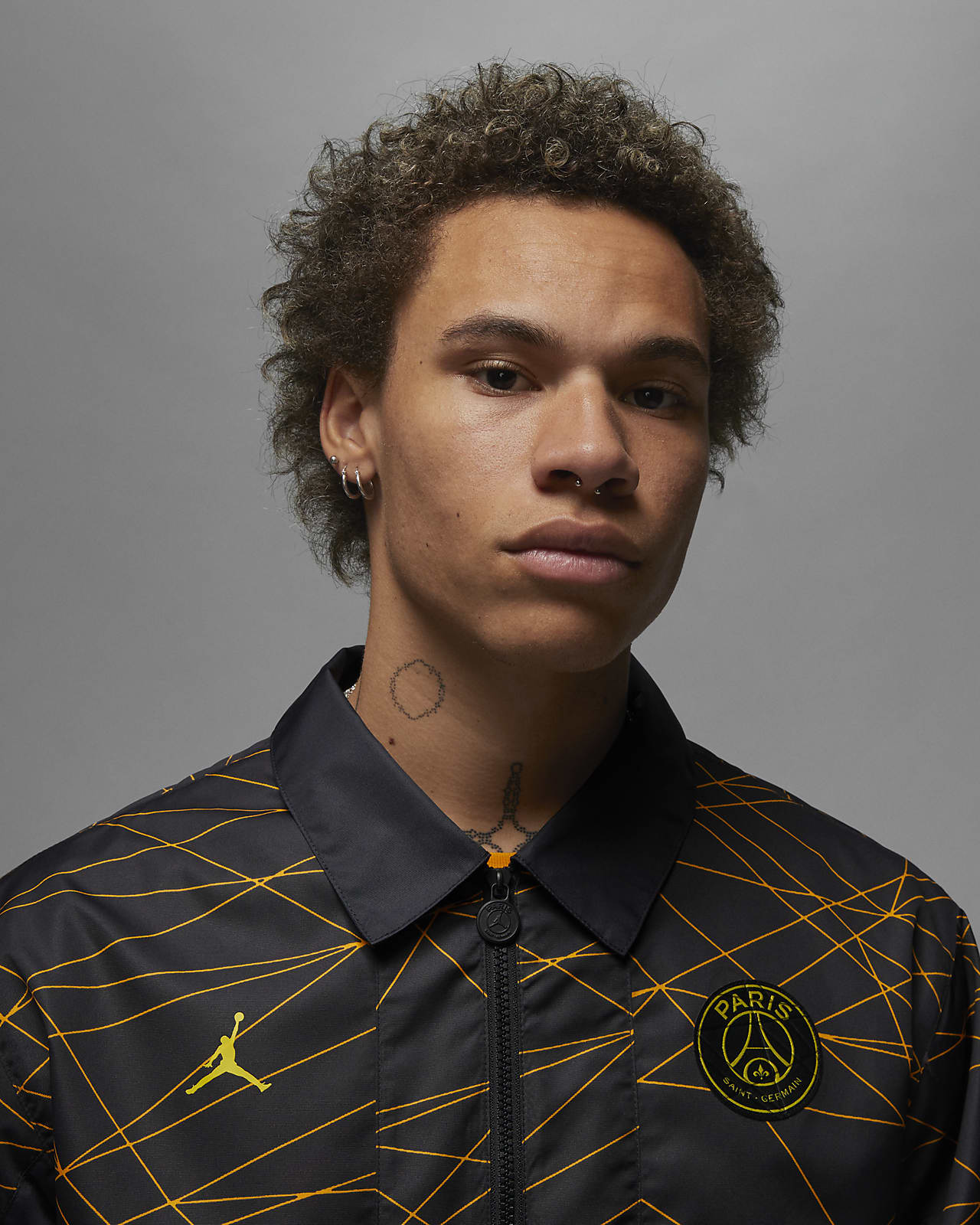Paris Saint-Germain Men's Anthem Jacket. Nike LU