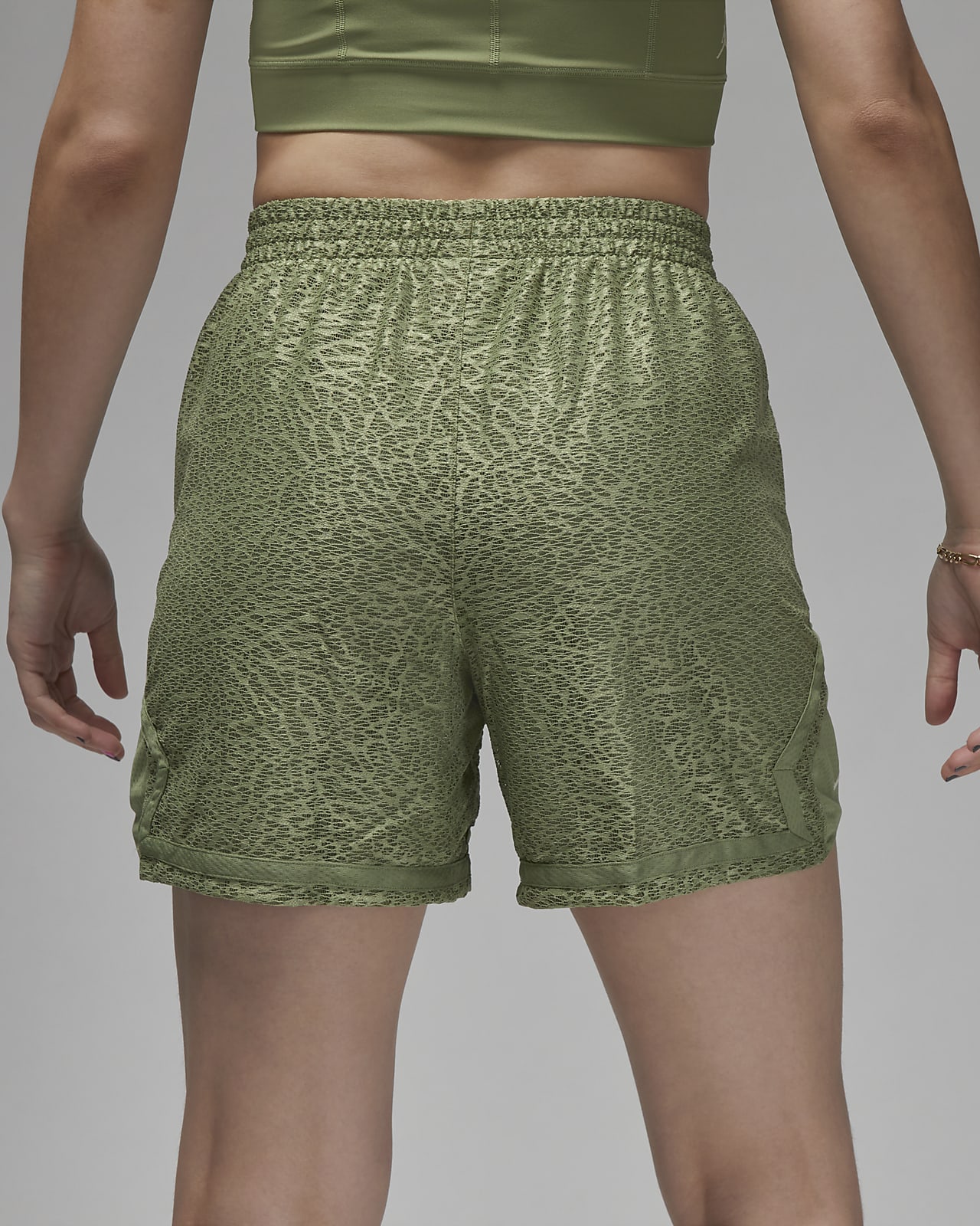 Short sport online satin femme