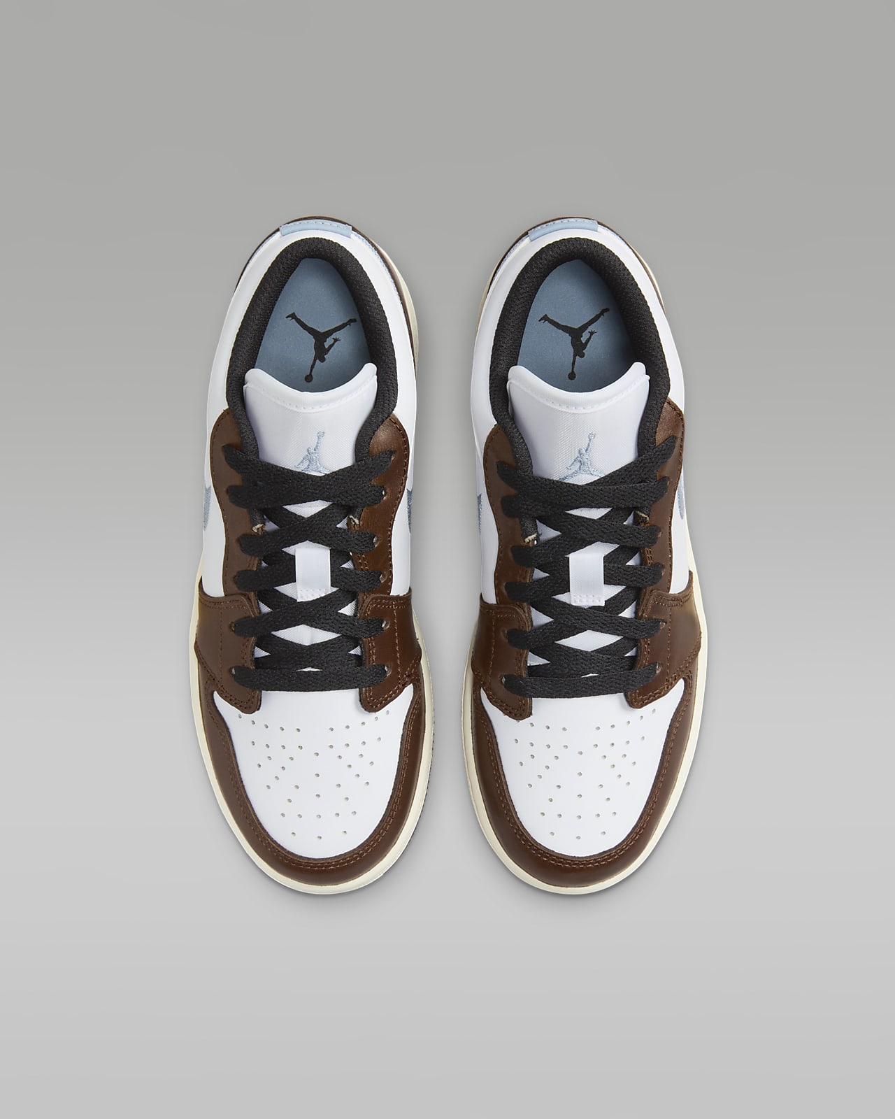 Air Jordan 1 Low SE Older Kids' Shoes. Nike LU