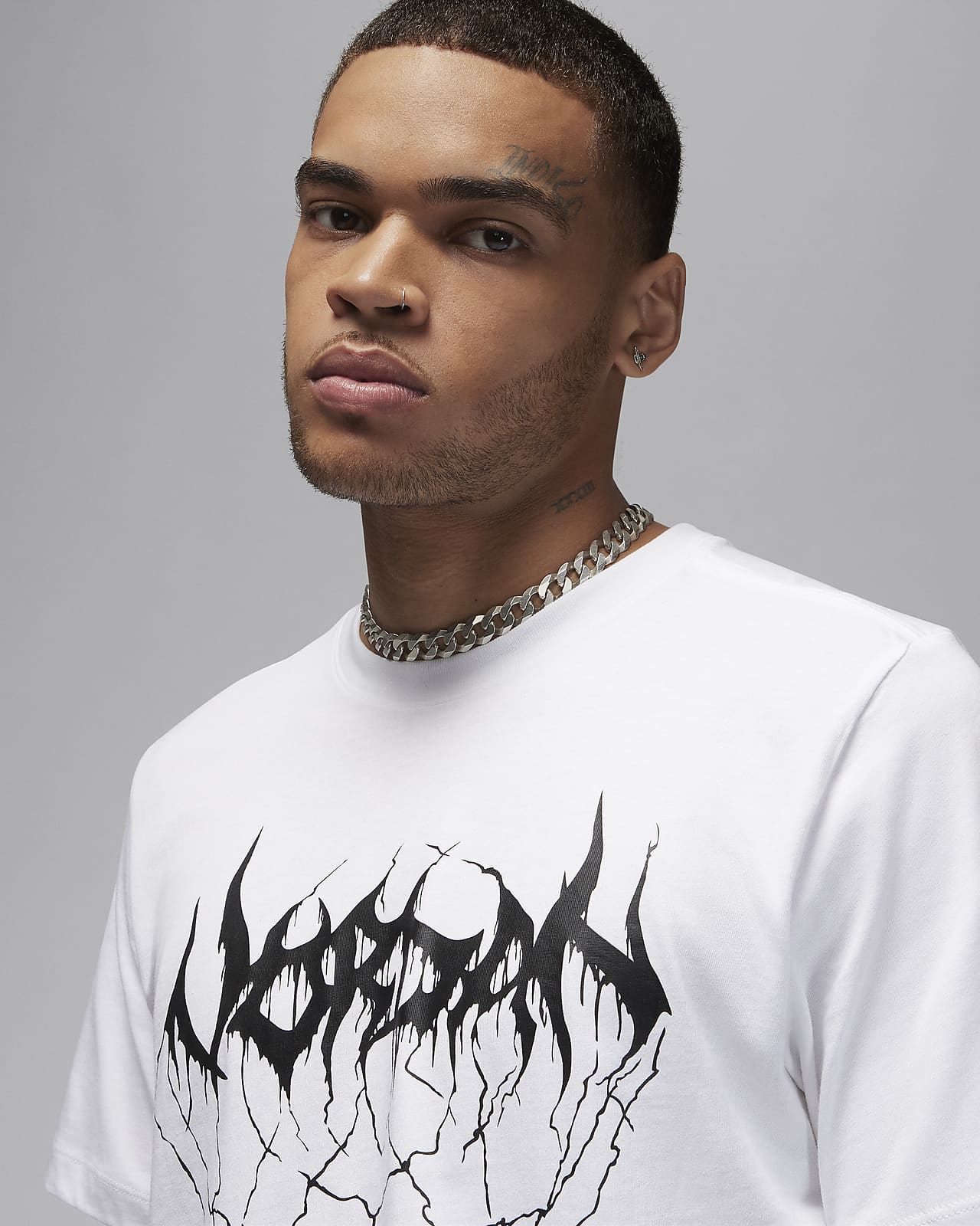 black and white graphic tee mens