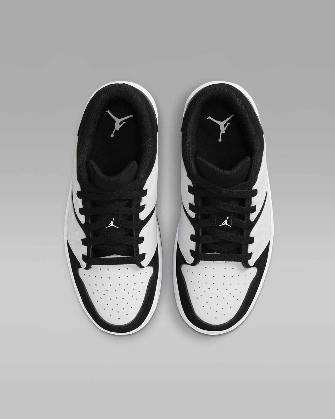 Jordan Nu Retro 1 低筒大童鞋款。Nike TW