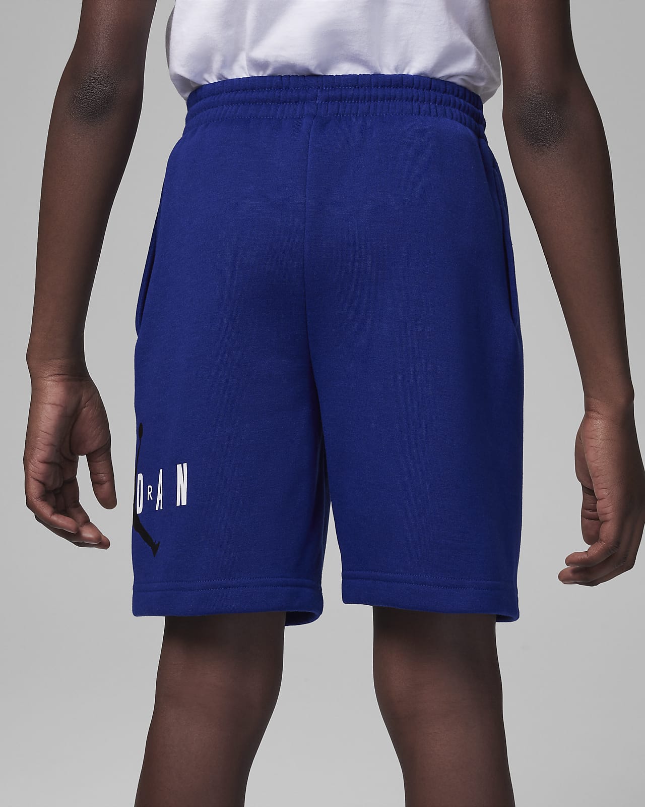 Royal blue sales nike fleece shorts