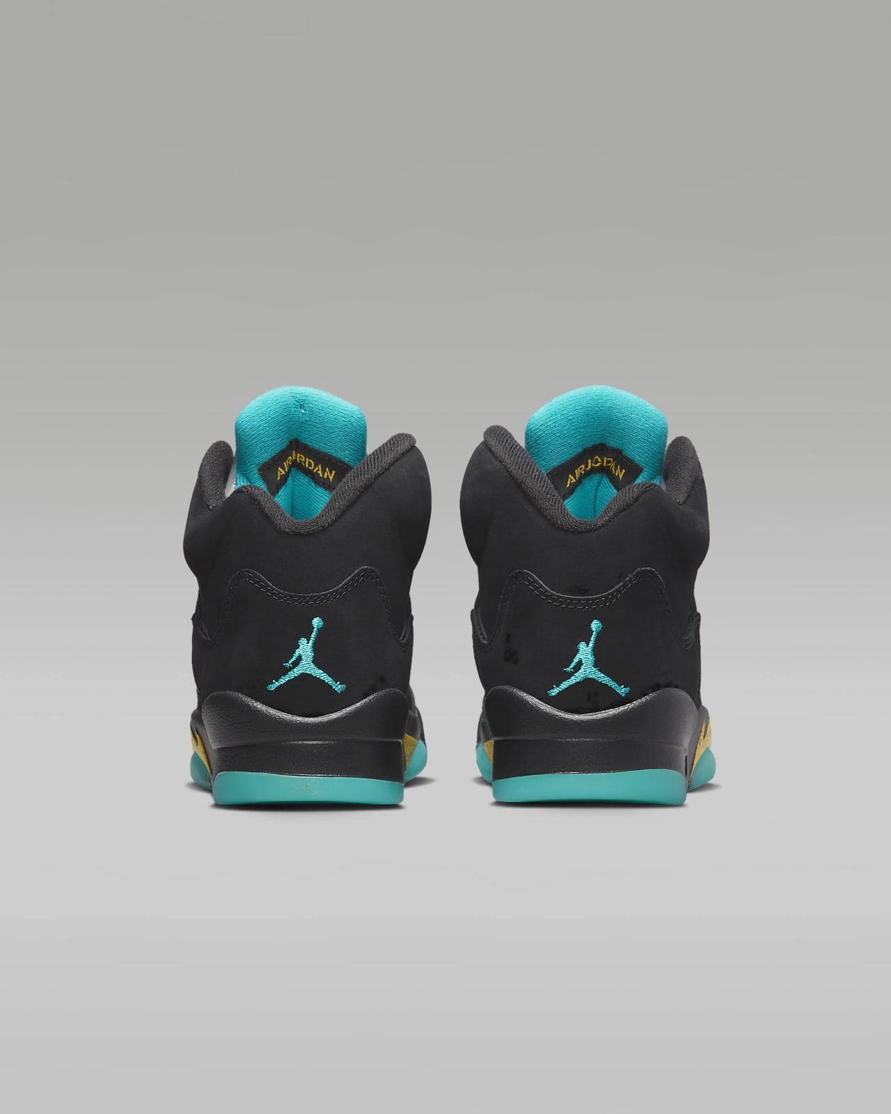 Jordan 5 Retro Black/Aquatone/Taxi Men's Shoe
