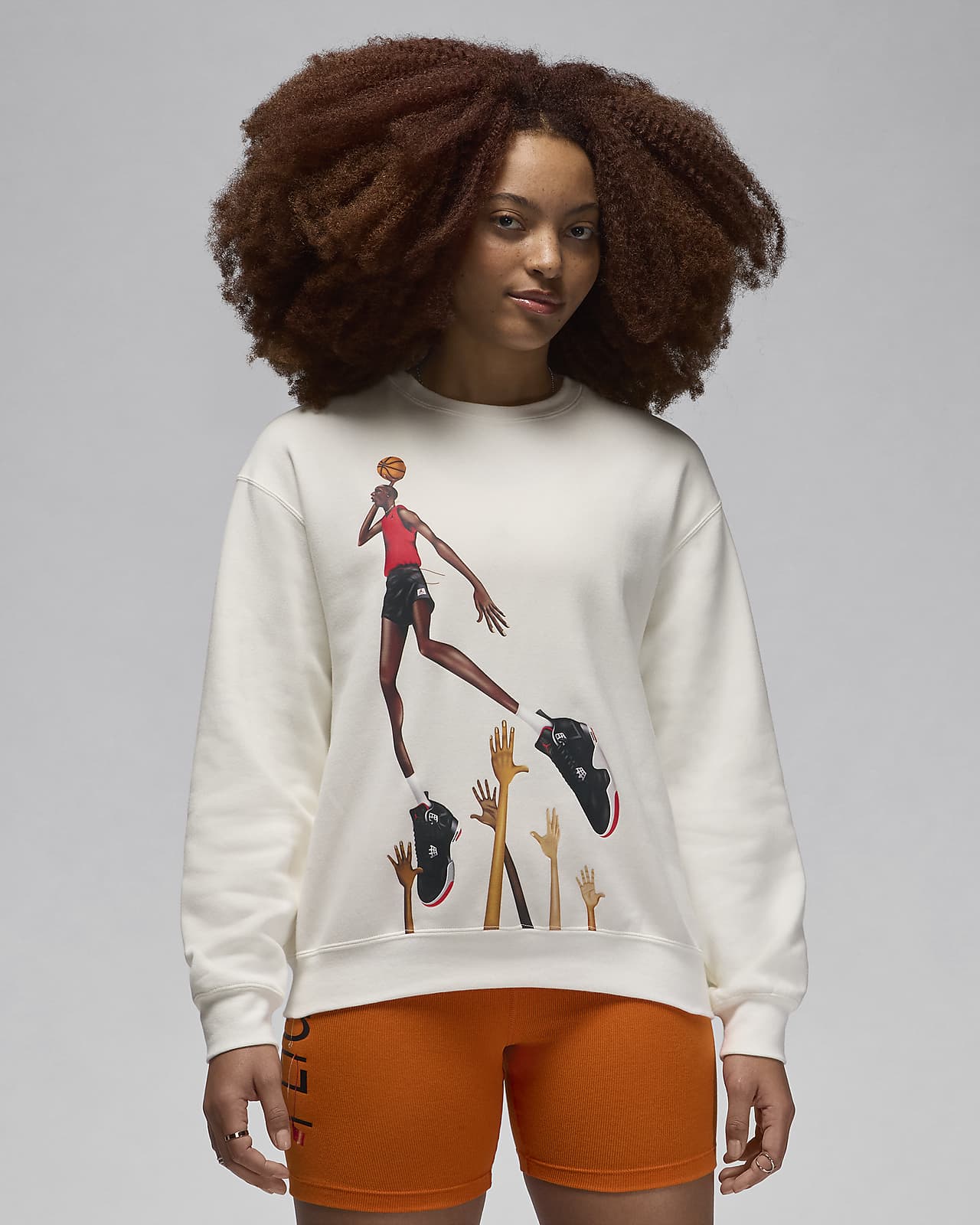 Jordan Artist Series by Darien Birks Fleece-Sweatshirt mit Rundhalsausschnitt für Damen