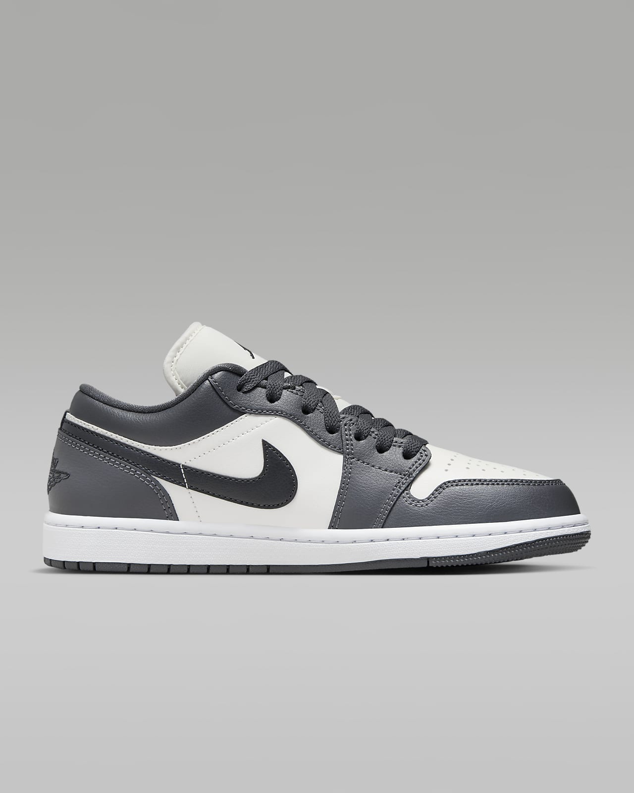 Air Jordan 1 Low Women's Shoes