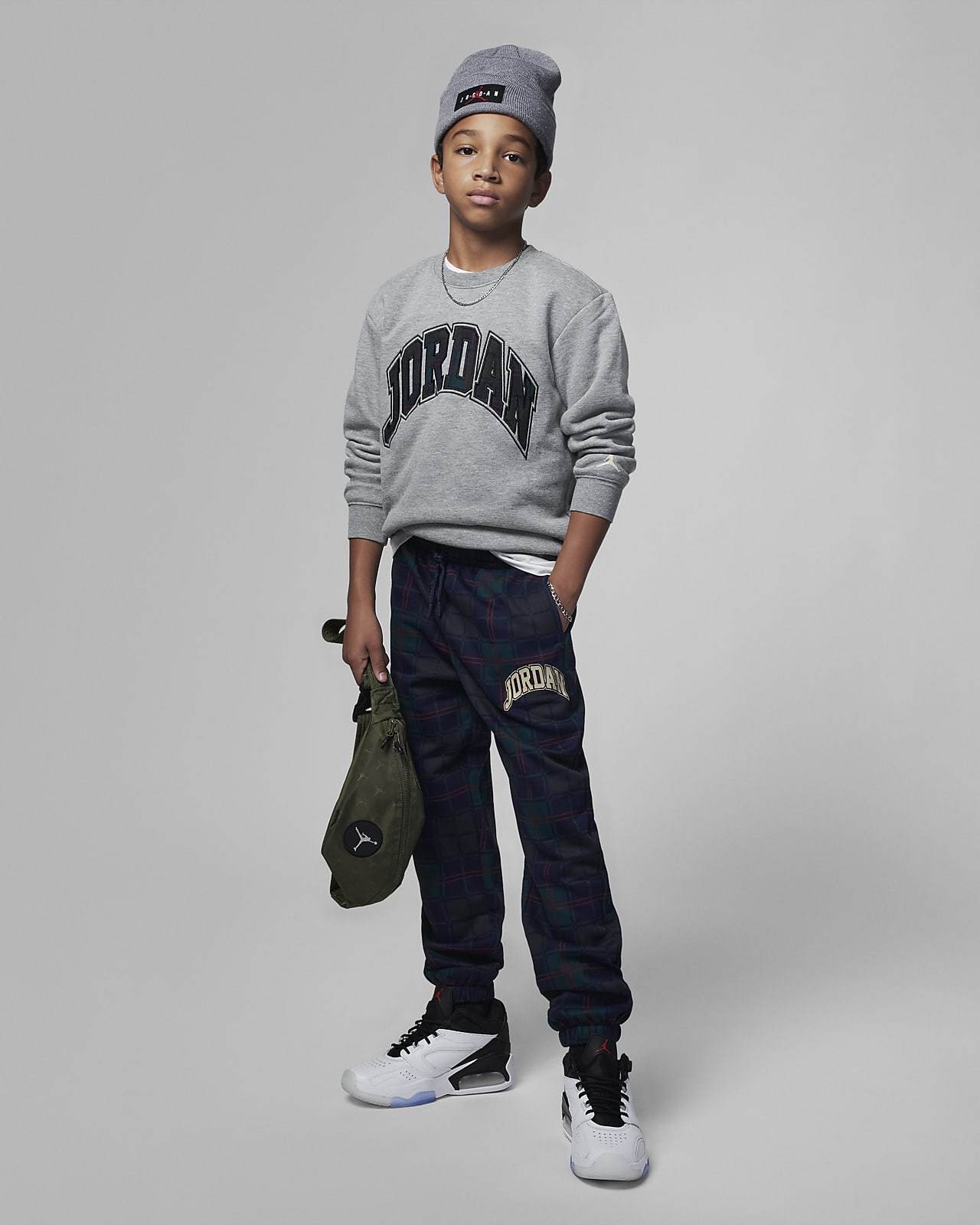 Brooklyn Fleece Plaid Jogger Pants Big Kids' Joggers. Nike JP