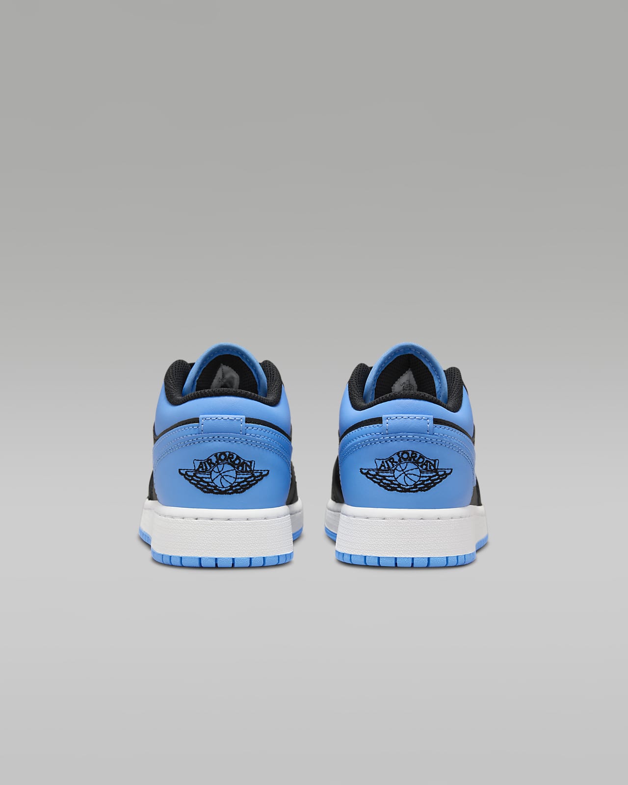 Air Jordan 1 Low Older Kids' Shoes. Nike CA
