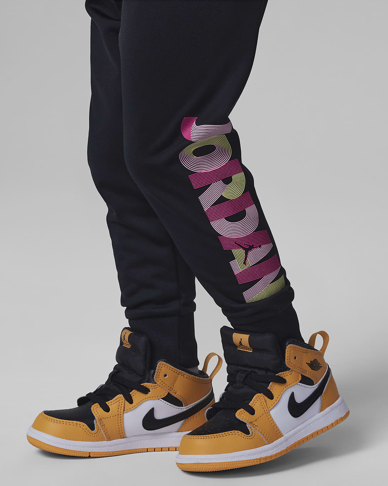 Nike best sale fundamentals tracksuit