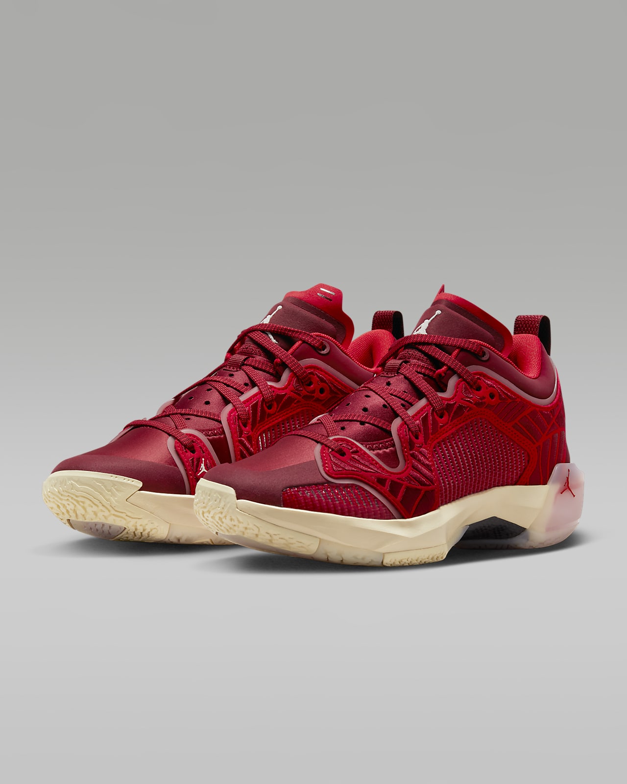 Air Jordan XXXVII Low Women's Basketball Shoes
