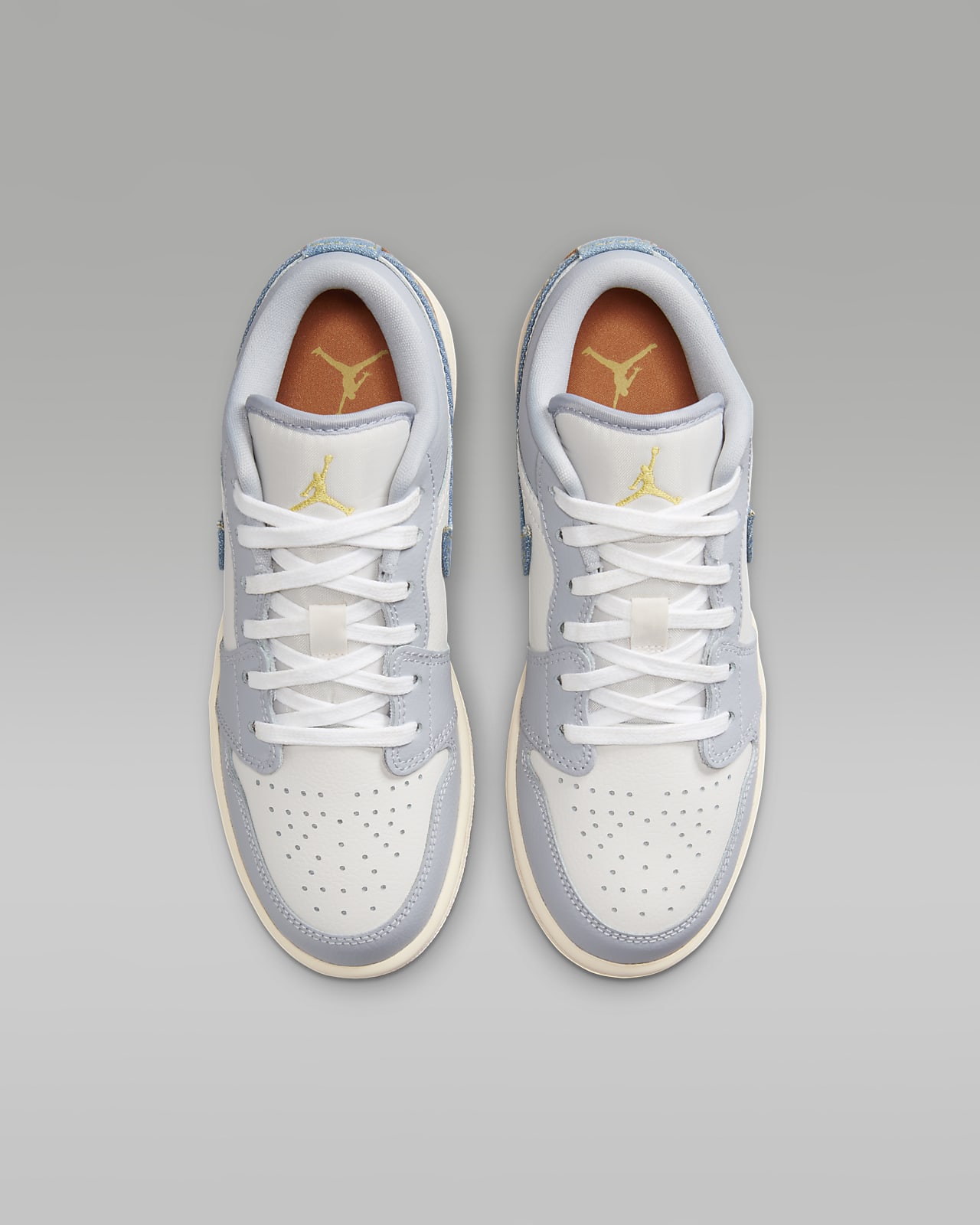 Air Jordan 1 Low SE Older Kids' Shoes. Nike ID