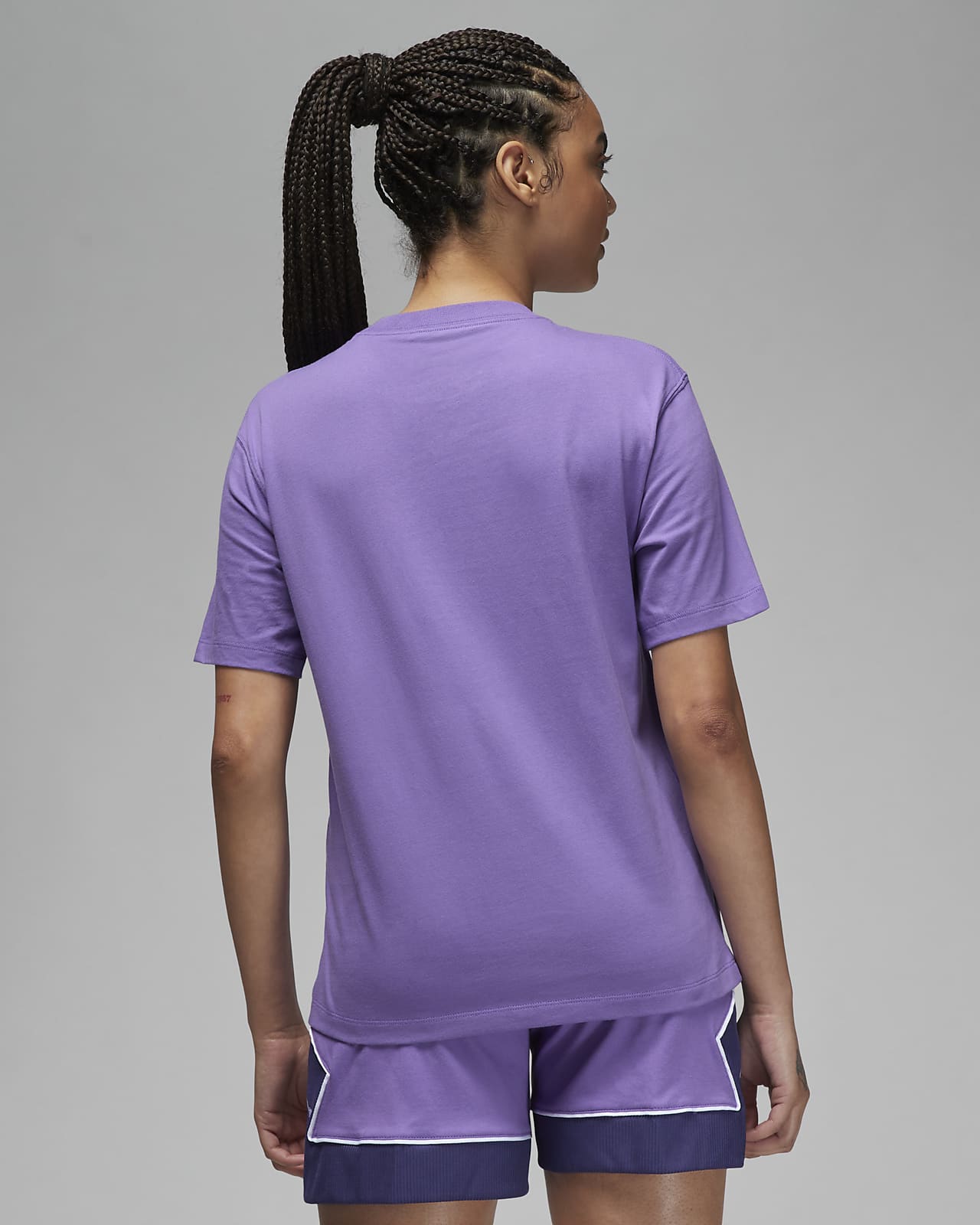 Jordan Women's T-Shirt. Nike LU