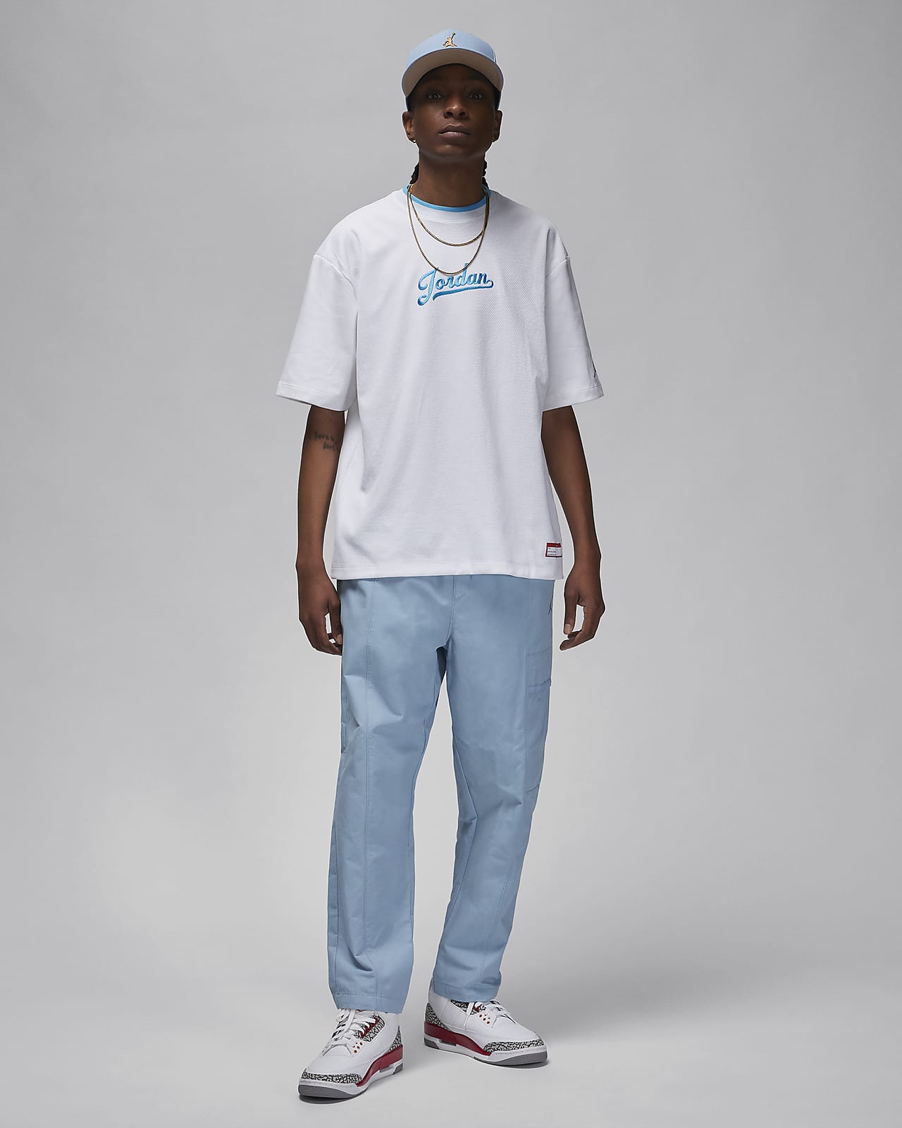 White jordan t sales shirt