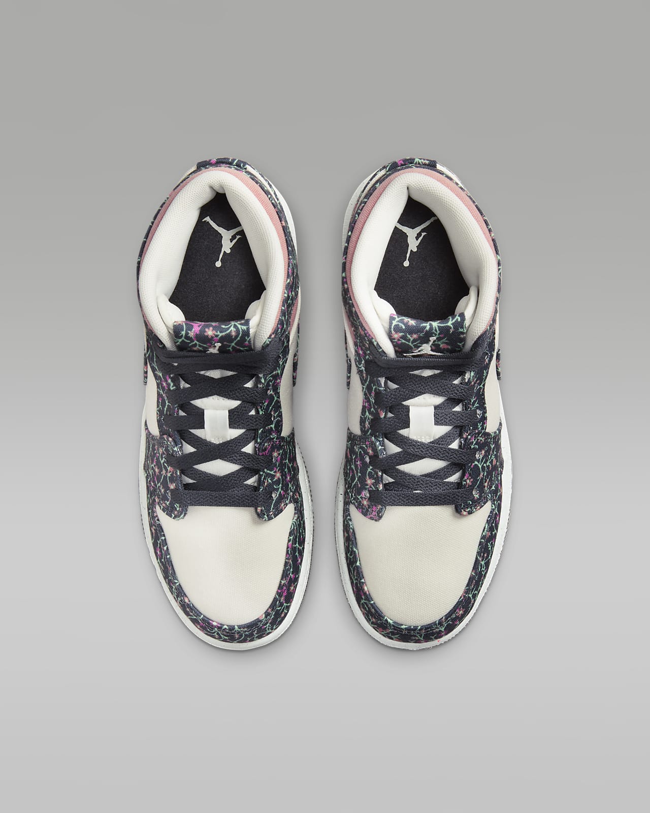  Nike Air Jordan 1 Mid Se para niños (Niños Grandes),  Vela/Naranja de seguridad/Azul psíquico : Ropa, Zapatos y Joyería