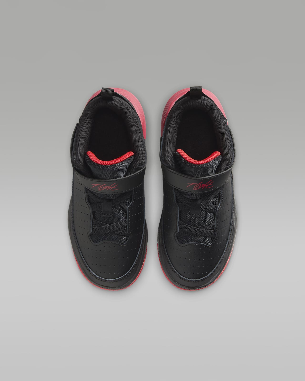 Jordan Max Aura 5 Younger Kids Shoes. Nike SG