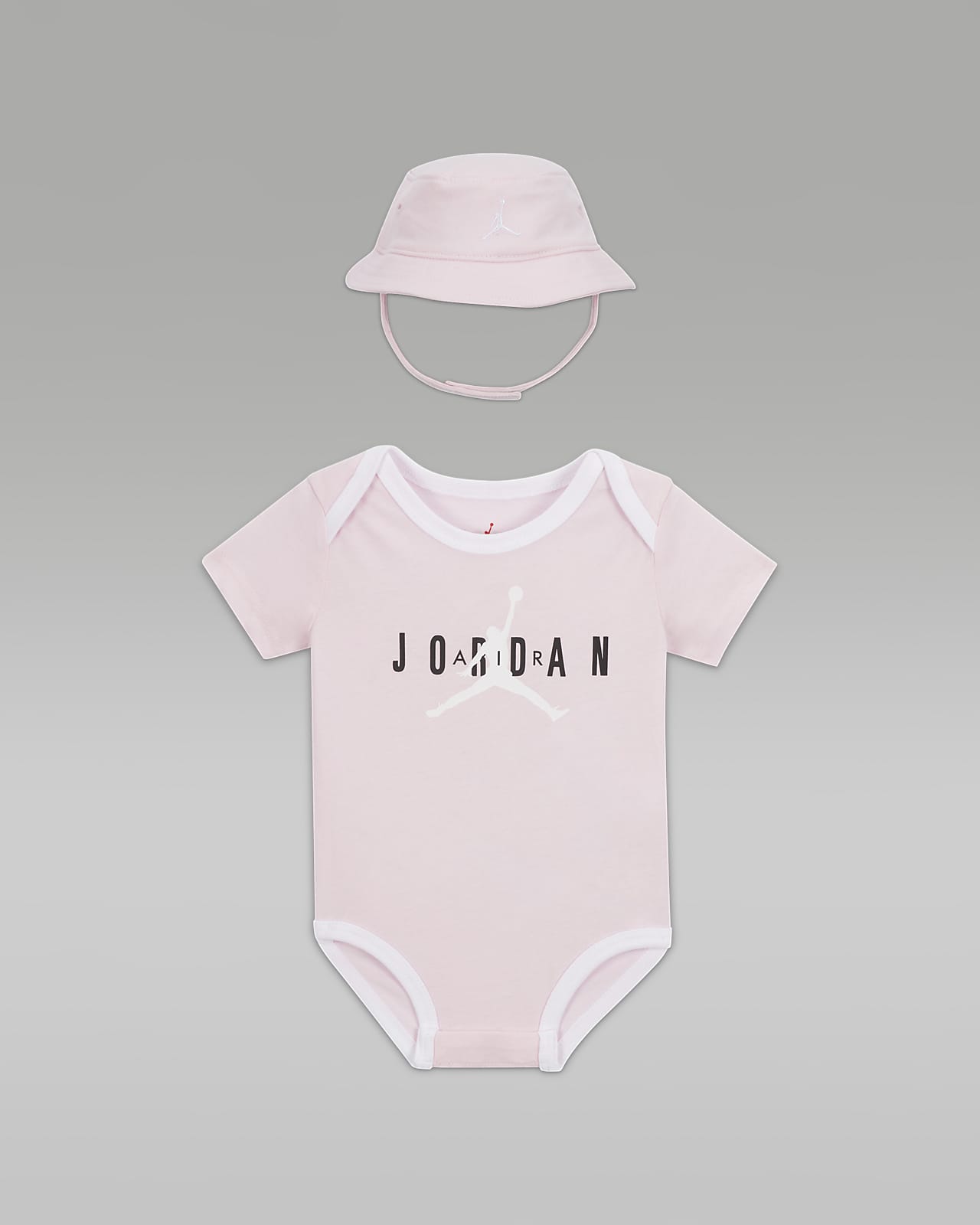 Σετ με ολόσωμο κορμάκι Jordan Jumpman Bucket Hat and Bodysuit Set για βρέφη (0-6M)