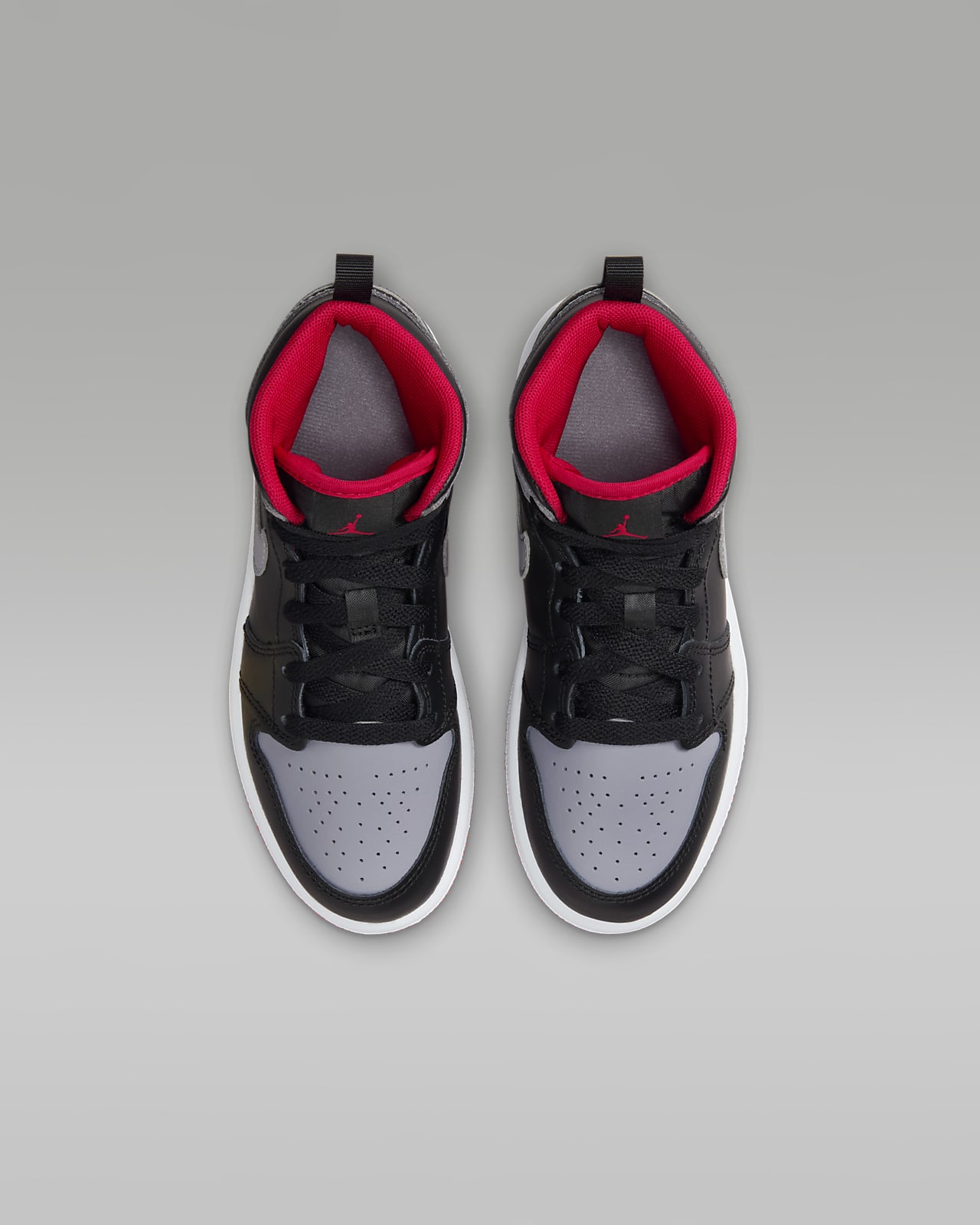Chaussure Jordan 1 Mid SE pour enfant. Nike LU