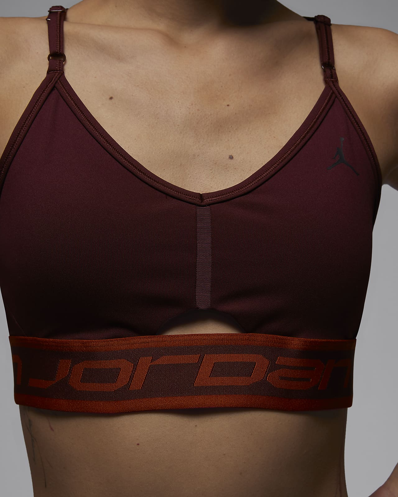 Nike Indy Women's Light-Support Metallic Sports Bra – Otago Sports