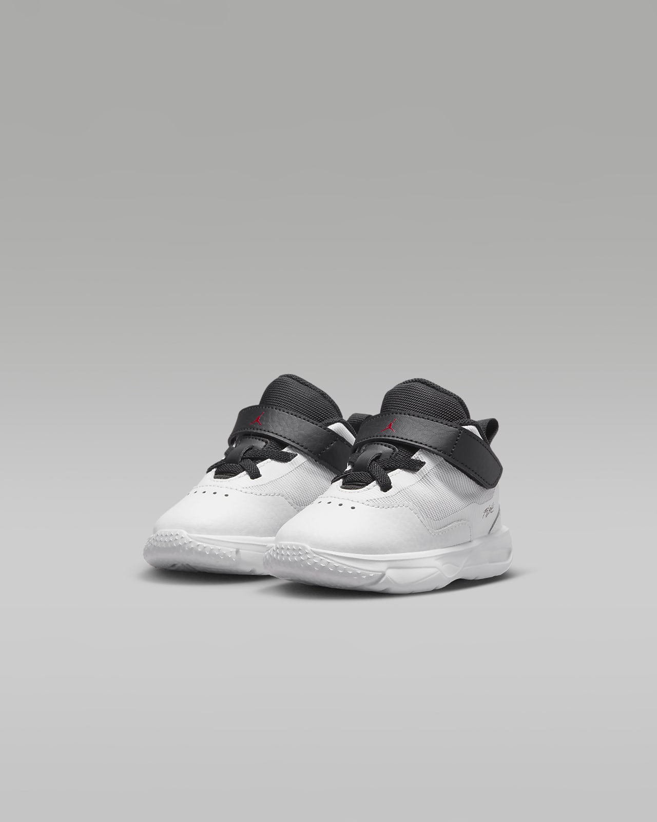 Nike legacy 3 hotsell