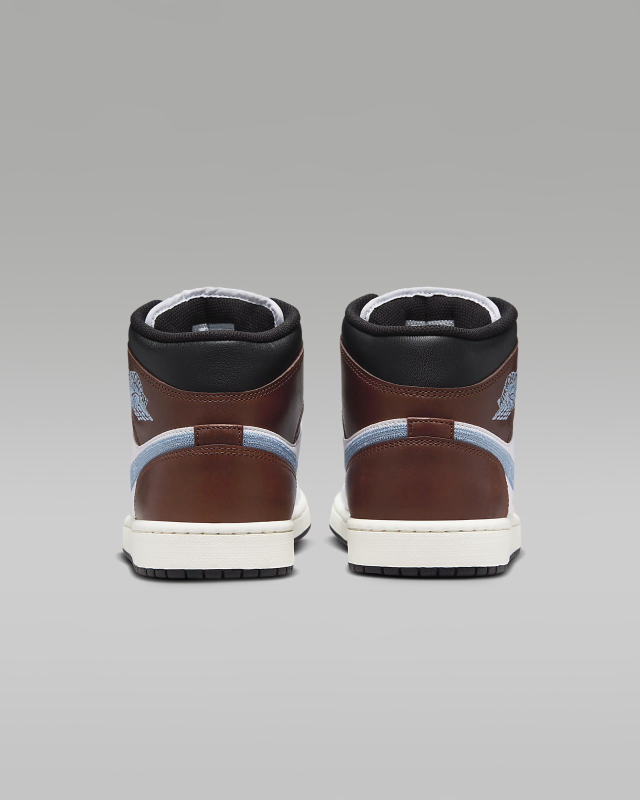 Air Jordan 1 Mid SE Men s Shoes. Nike SG