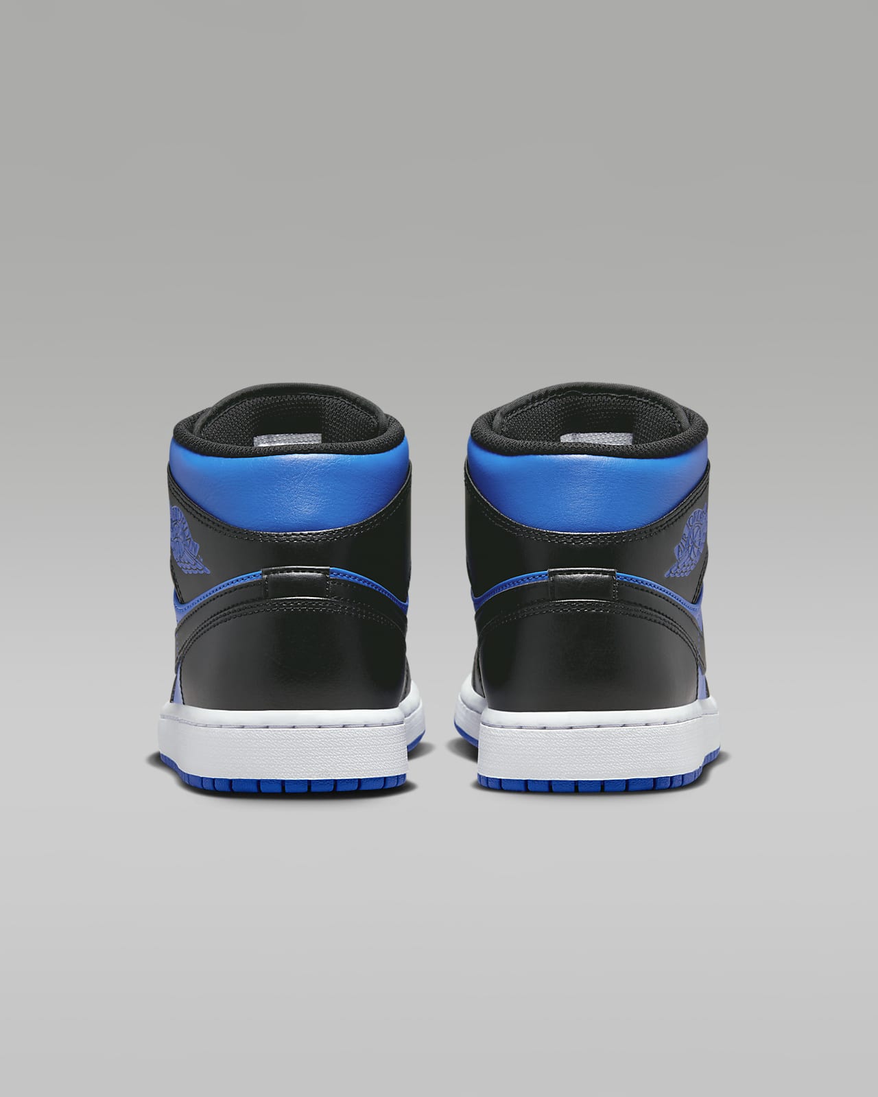 Air Jordan 1 Mid Men s Shoes