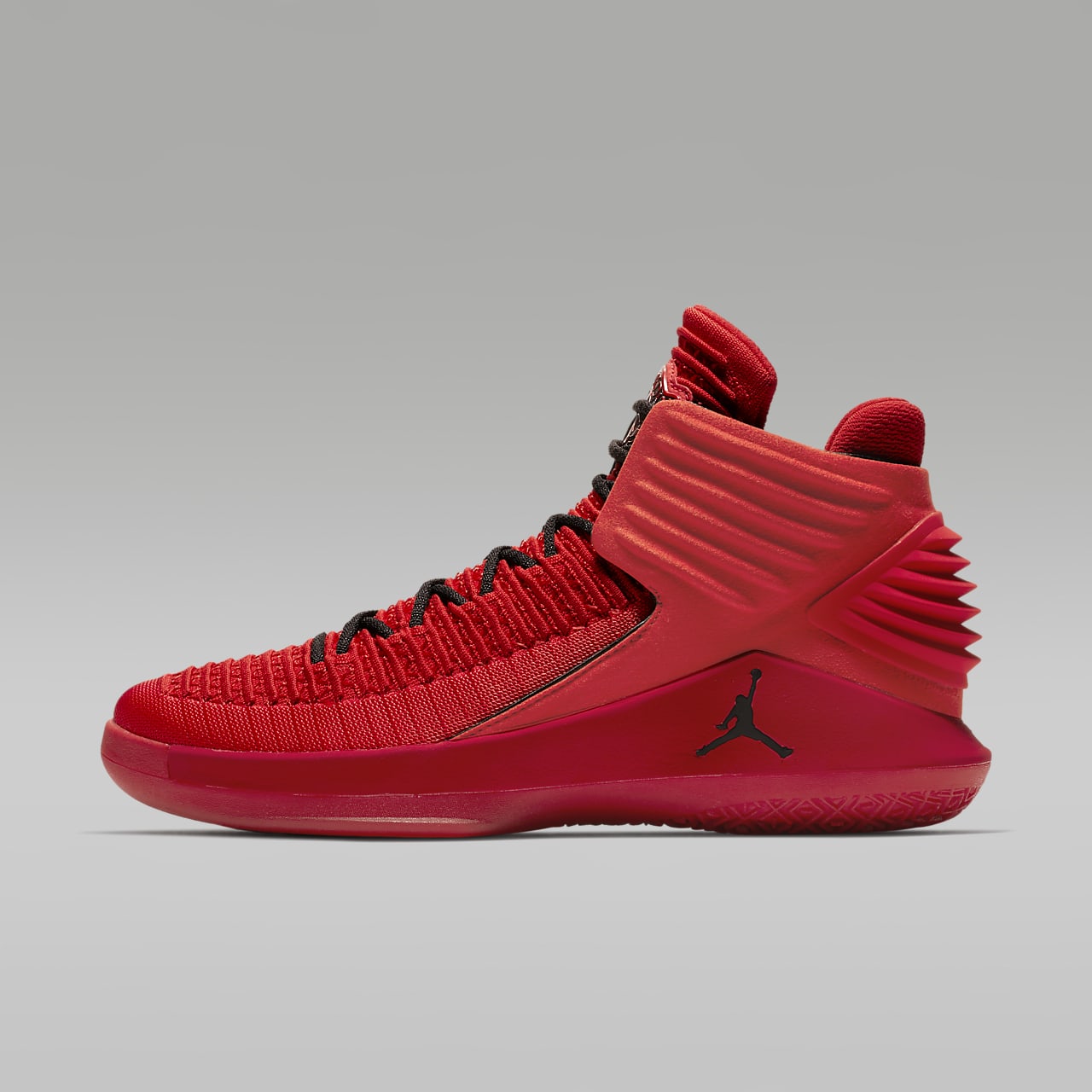 Air Jordan XXXII "Rosso Corsa" 男款籃球鞋