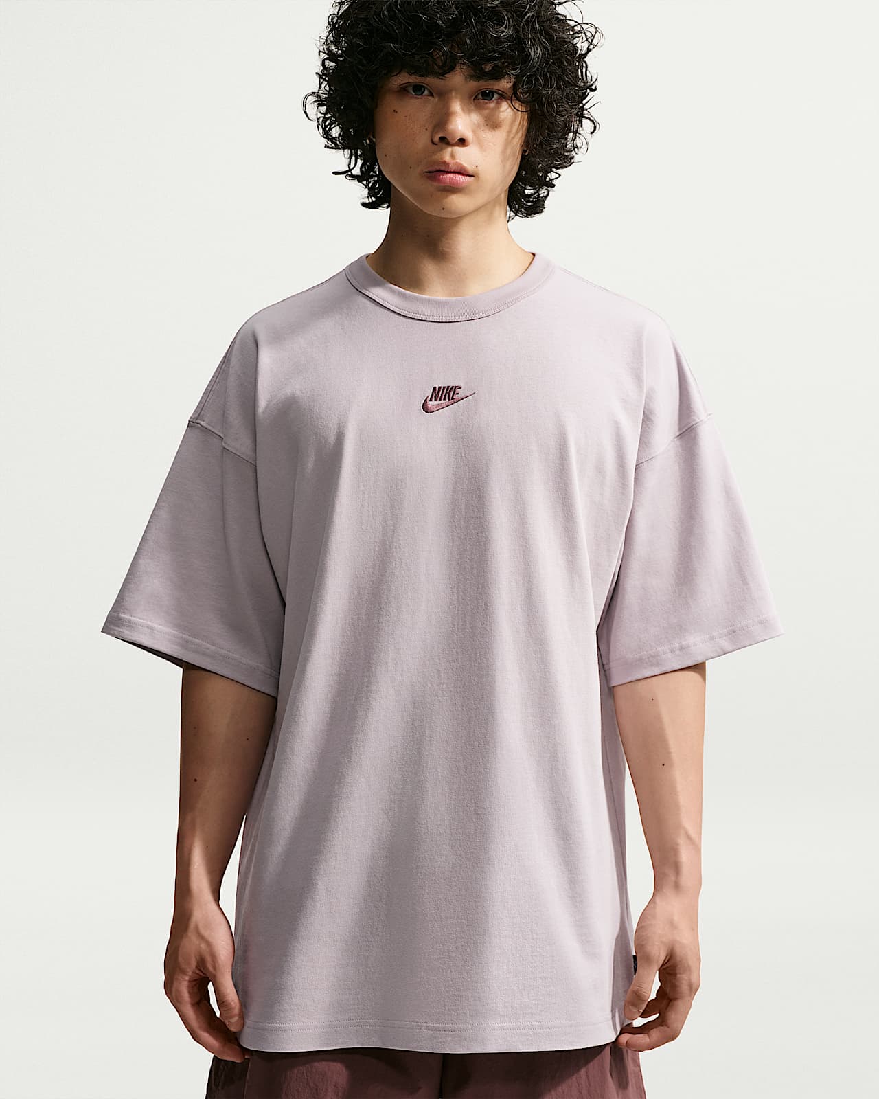Nike Sportswear Premium Essentials
