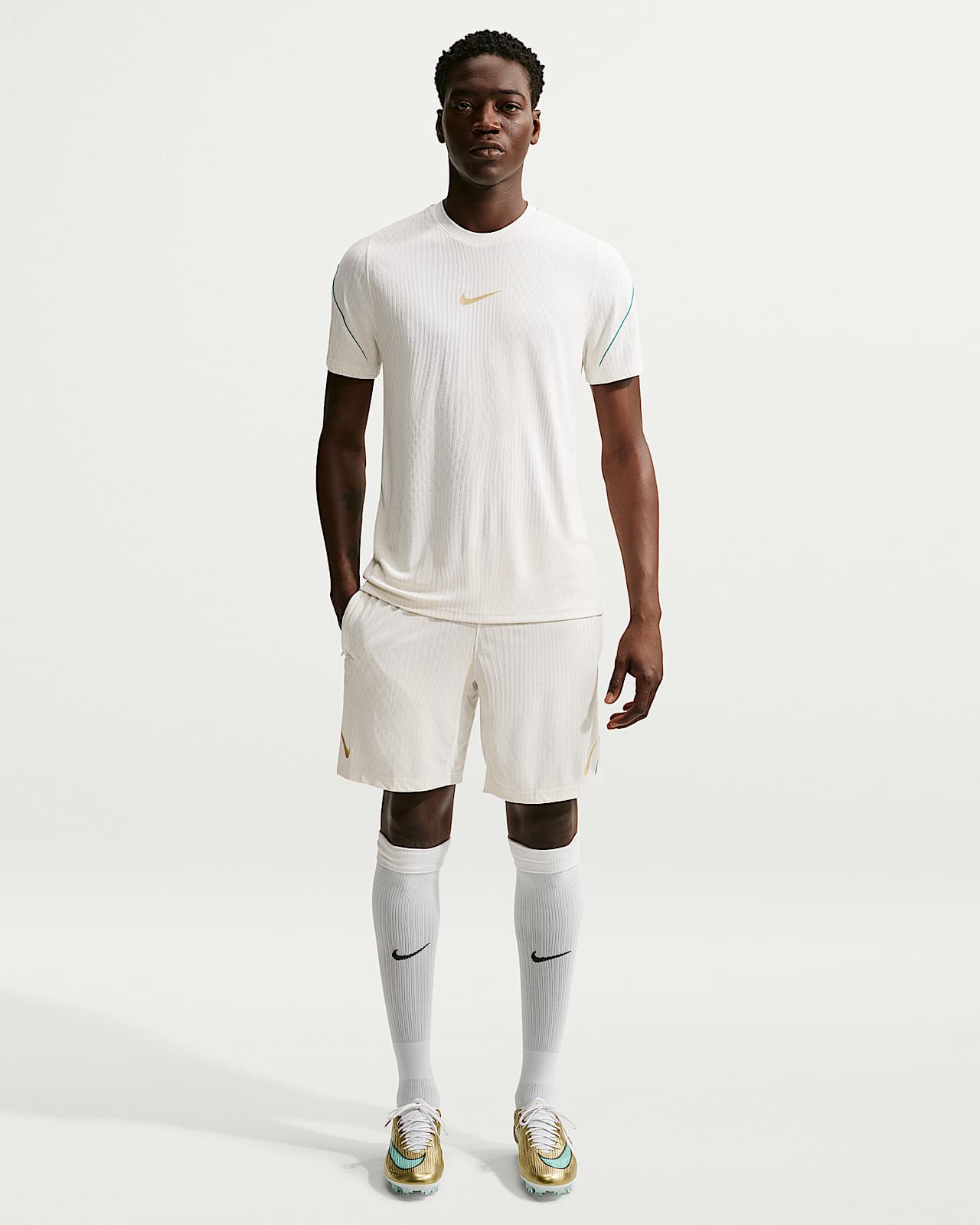 Nike Strike Elite