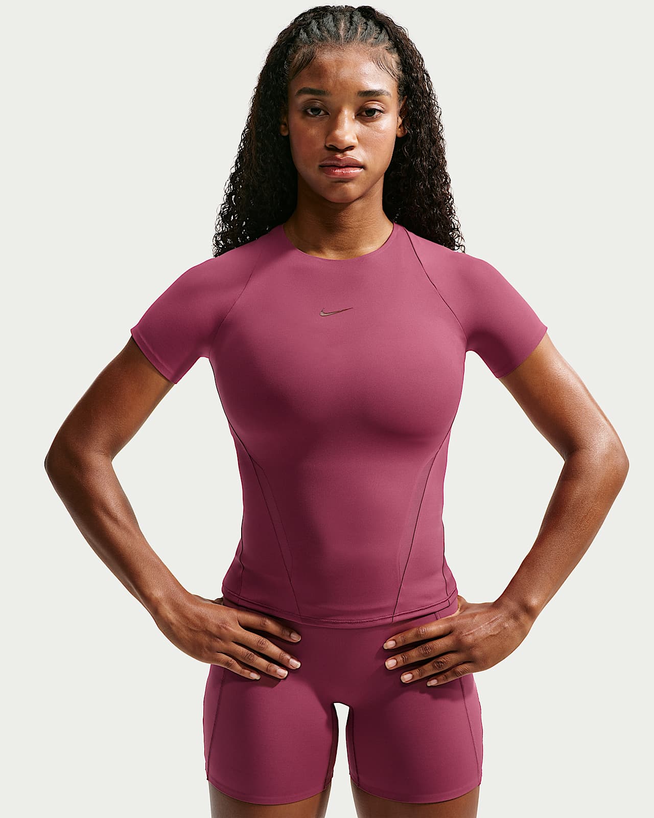 Nike Universa