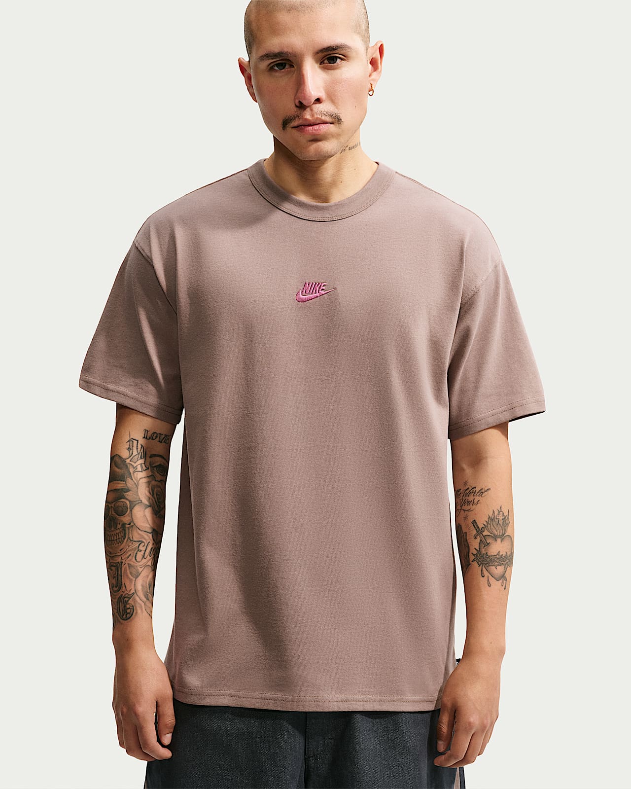 Nike Sportswear Premium Essentials