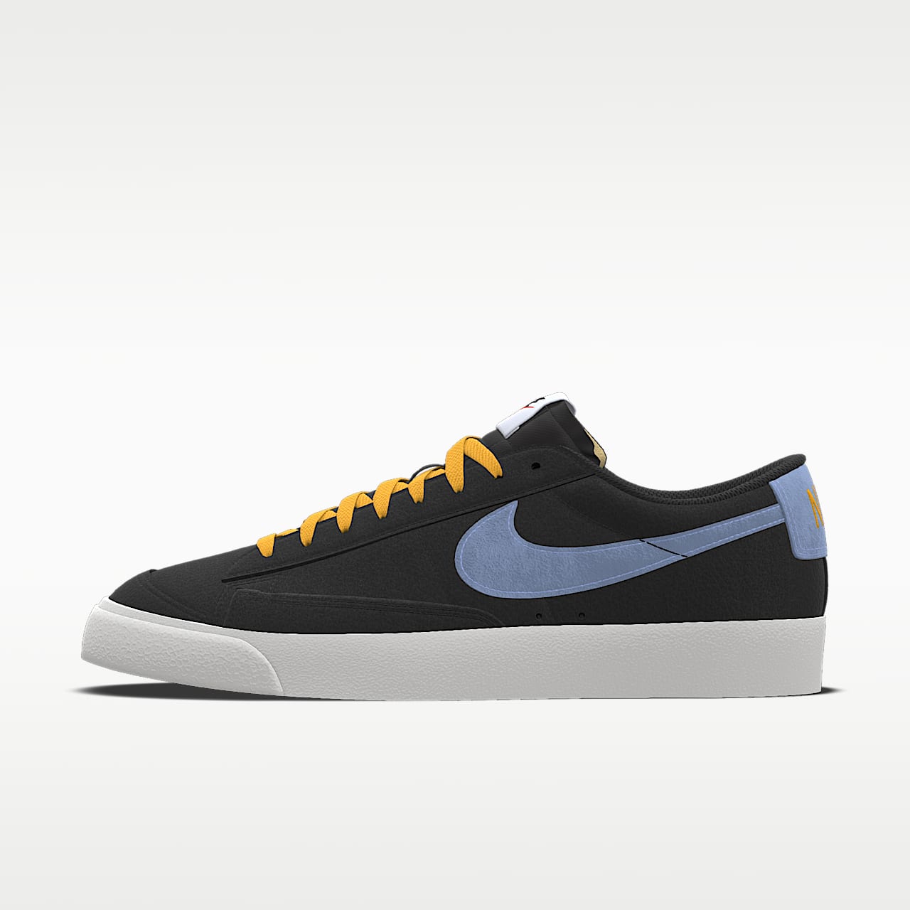 รองเท้าผู้หญิงออกแบบเอง Nike Blazer Low By You