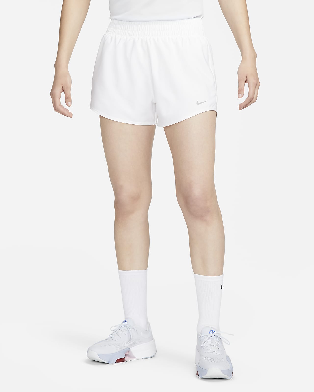 Shorts con forro de ropa interior Dri-FIT de tiro alto de 8 cm para mujer Nike One